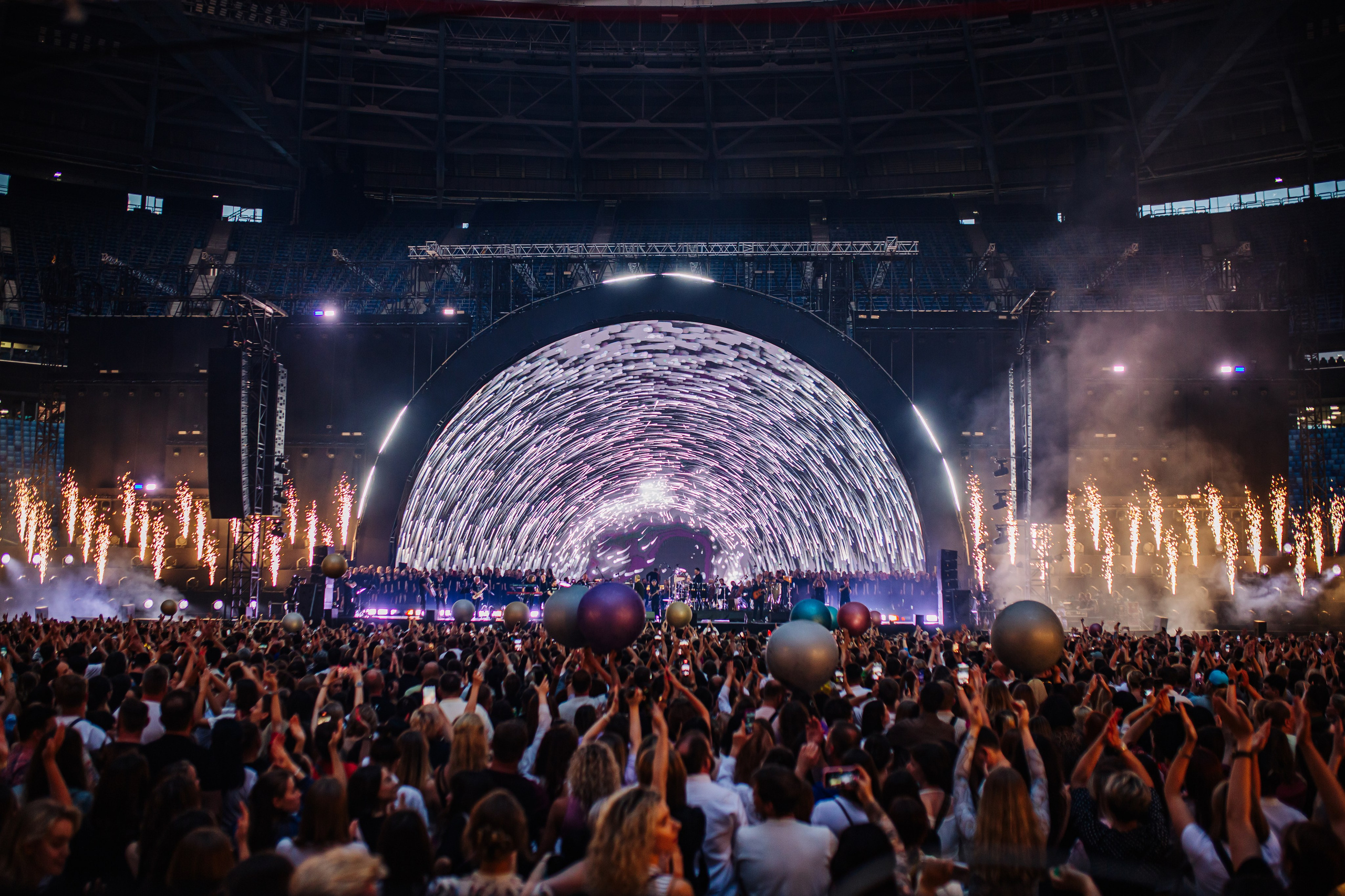 ЛЕОНИД АГУТИН / САНКТ-ПЕТЕРБУРГ / 2024. OOPS