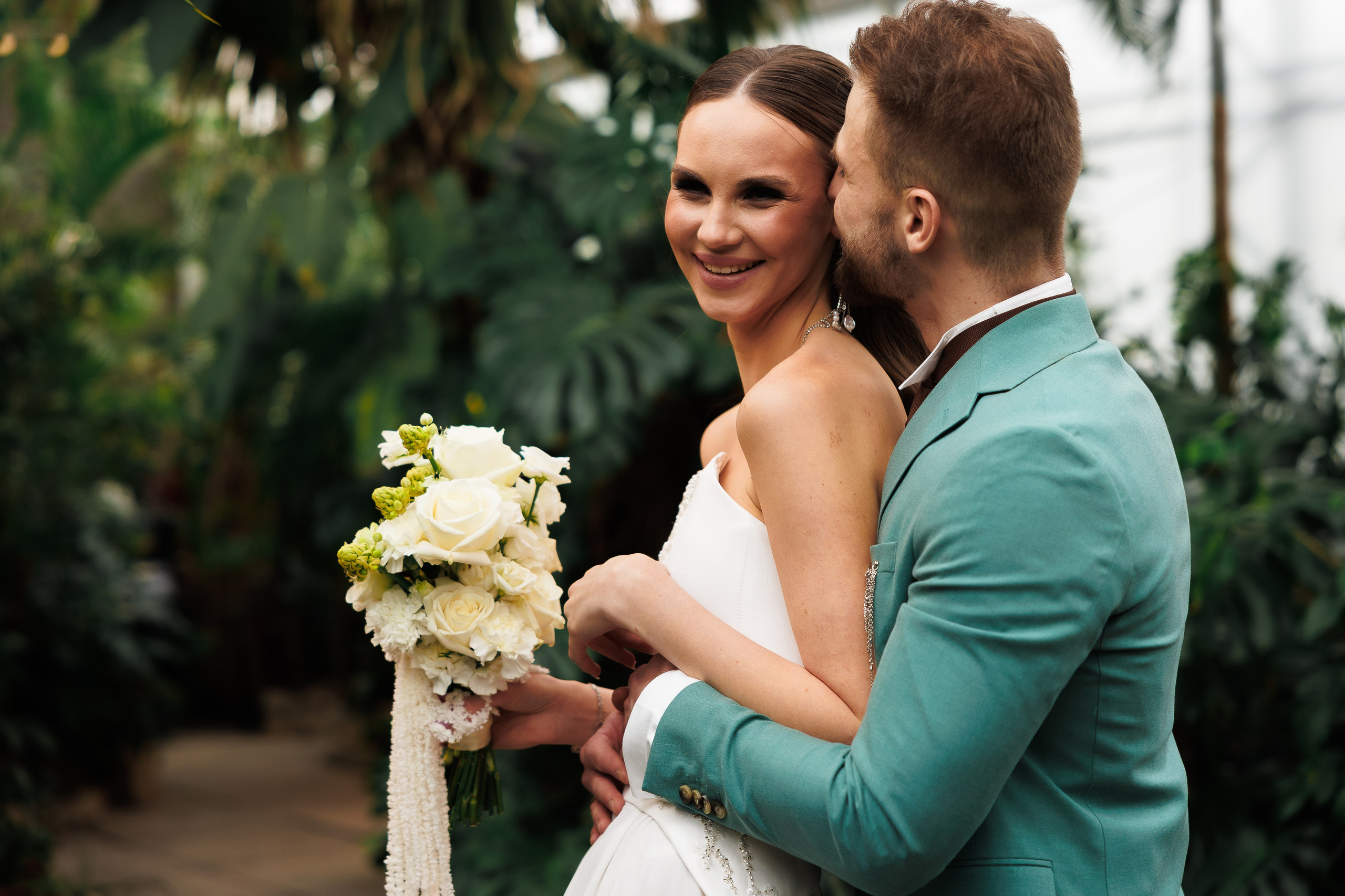 Свадебная прогулка в оранжерее. Питер. Свадебный и семейный фотограф в Москве Красинская Мария