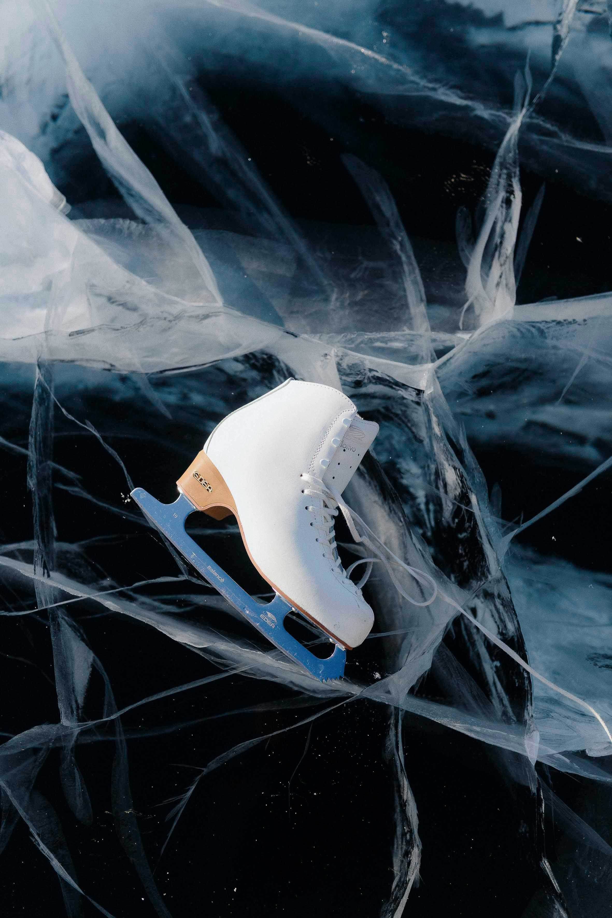 Самый большой каток в мире. Фотограф Ольхон, Регина