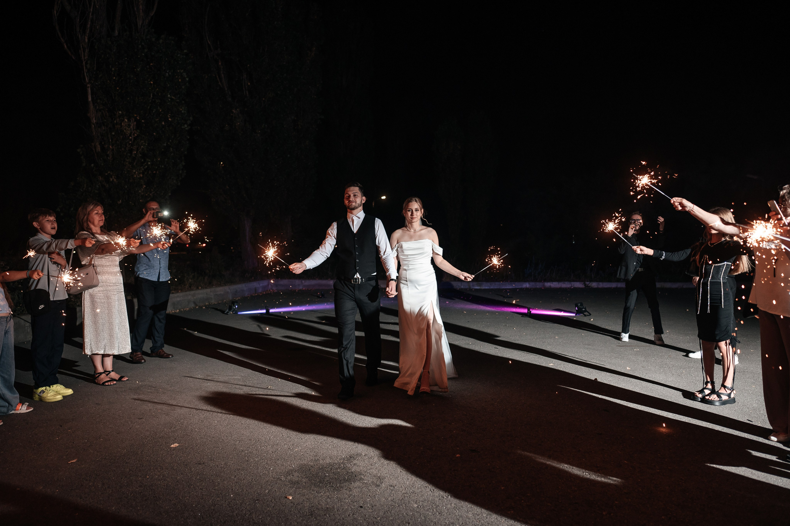 Даниил и Валерия. Черная утка. Полный день. Фотограф Екатерина Бочарникова