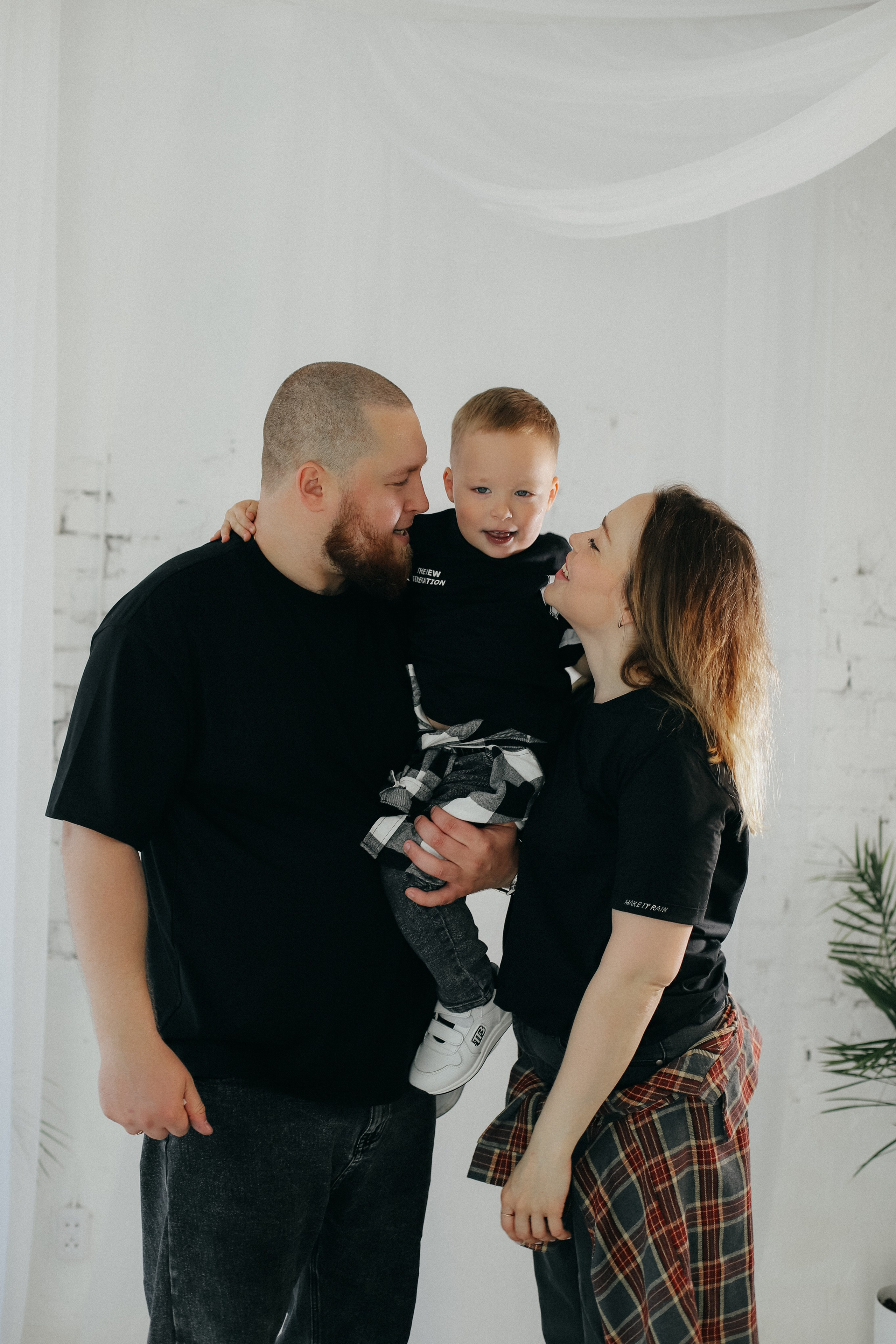 АННА, АРТЁМ и САВЕЛИЙ. Фотограф Мариуполь | Ялта | Крым — Диана Мазенко