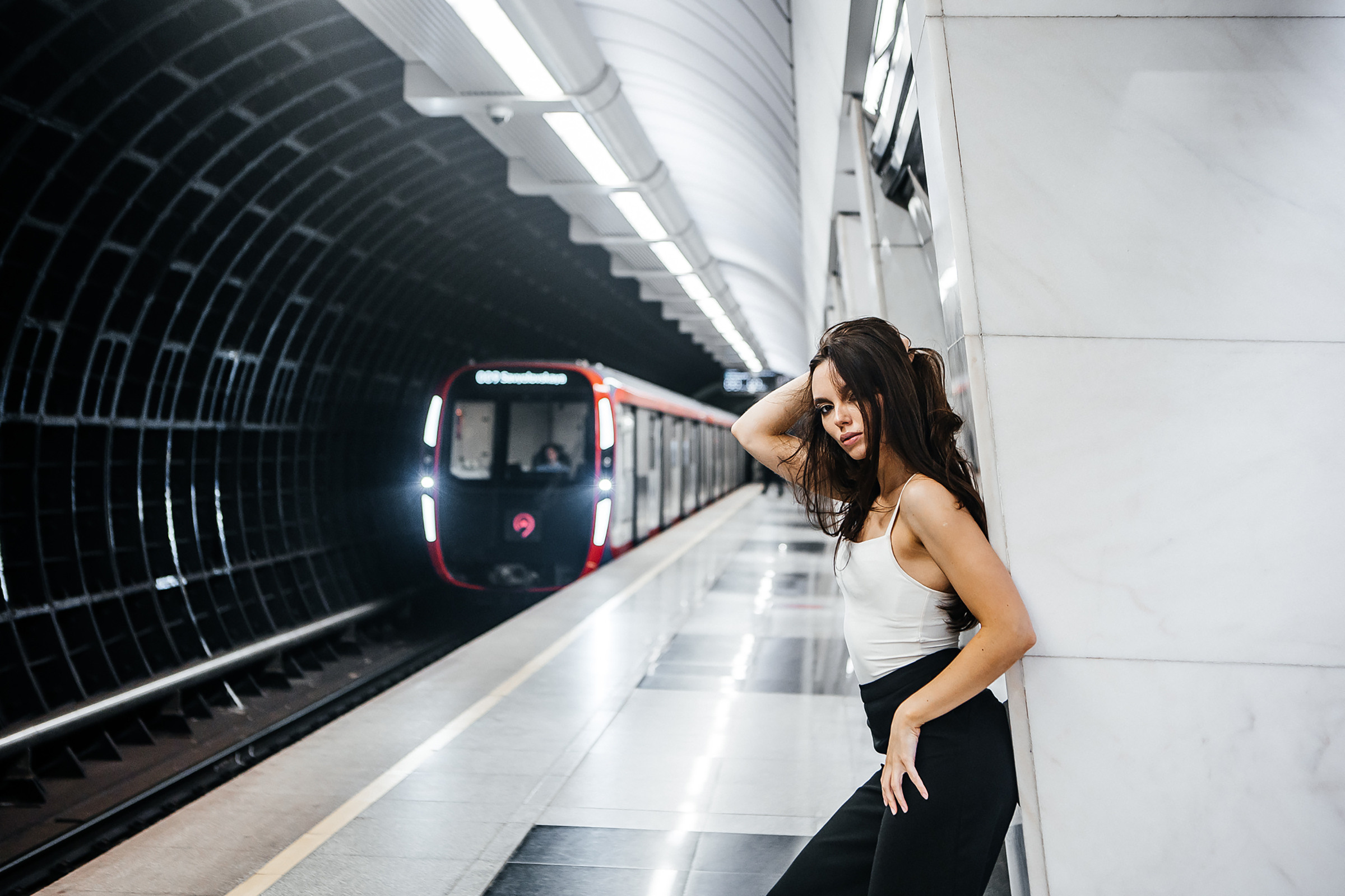 Фотопроект “Однажды в метро” | Семейная и городская фотосессия в Москве. Семейный Фотограф Москва: Семья, Love Story, Контент для Блога/Маркетплейсов