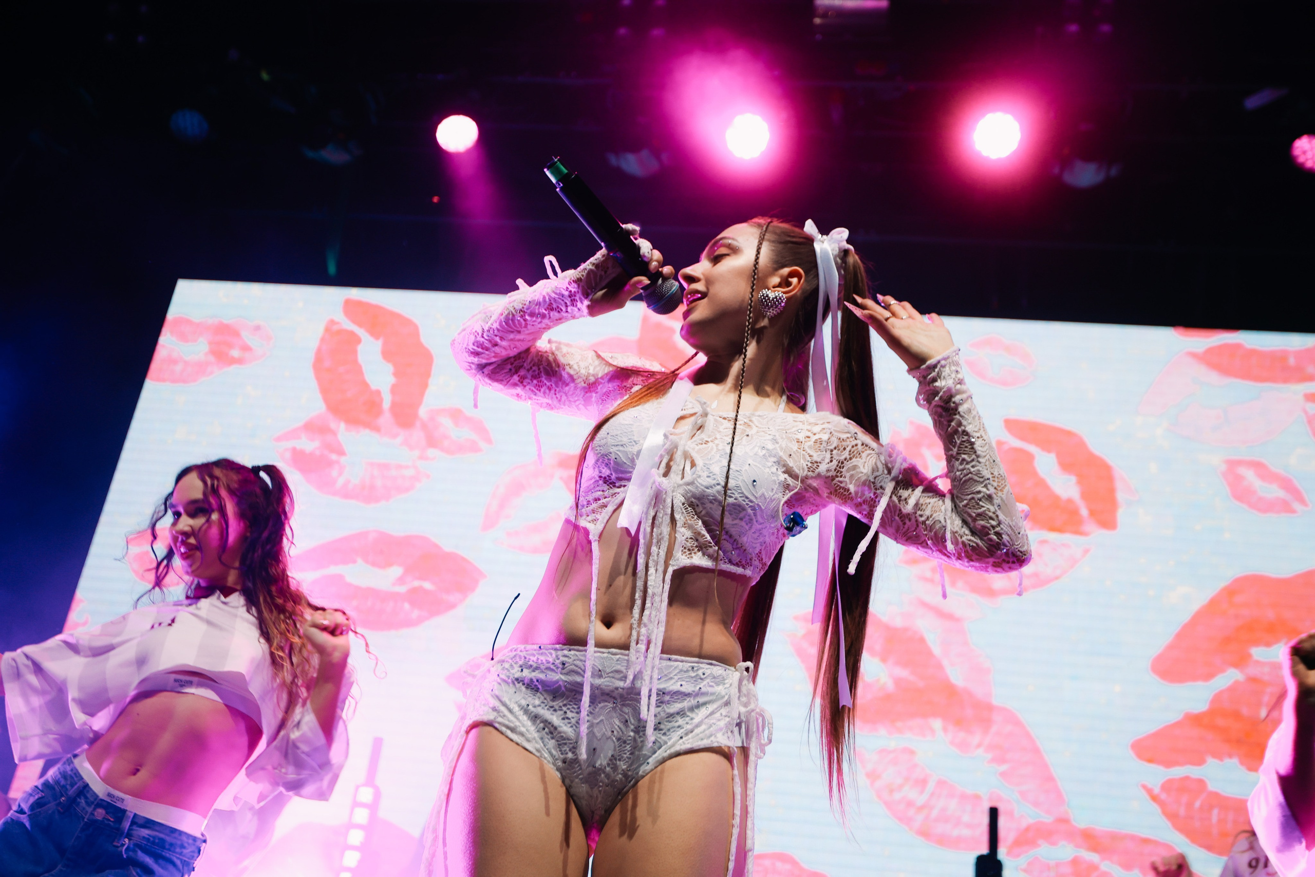 MAYBEBABY В КЛУБЕ BASE 22.11.24. Концертный и репортажный фотограф в Москве и Санкт-Петербурге Мария