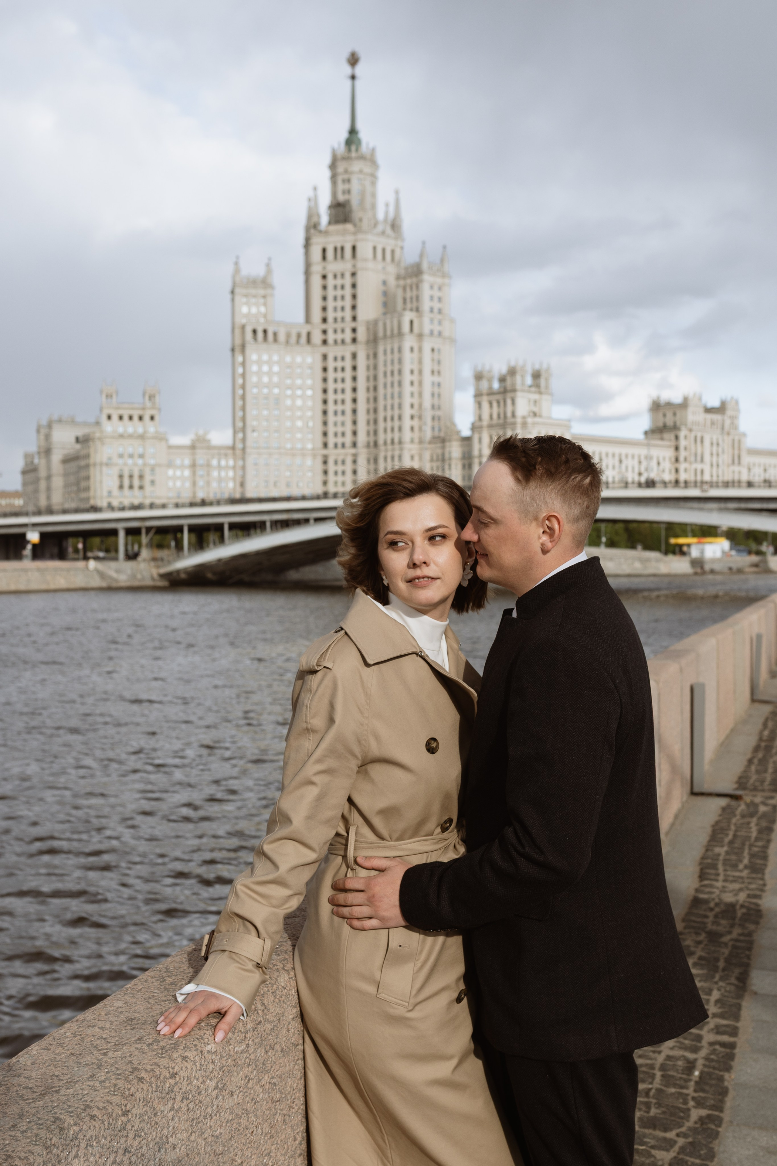 МФЦ + набережная. Свадебный фотограф Курзина Ольга | Москва