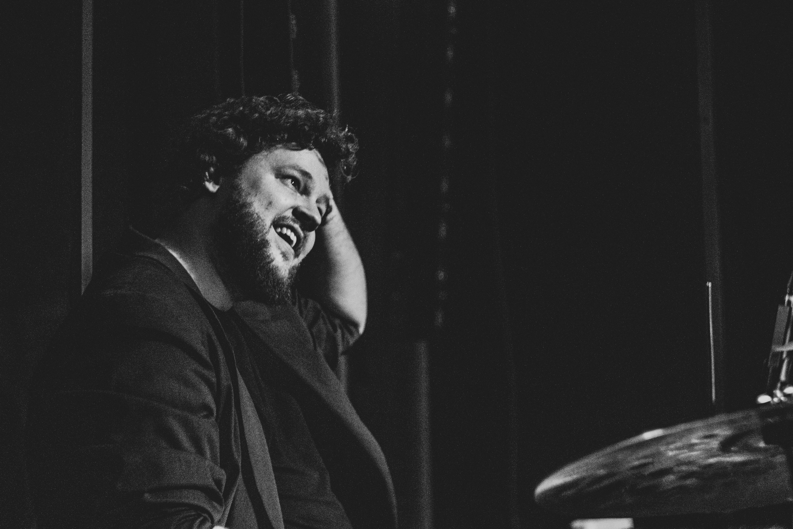 Диктофон. Фотограф для музыкантов, фотограф на концерт, концертный фотограф, съемка концерта, бэкстейдж фотограф