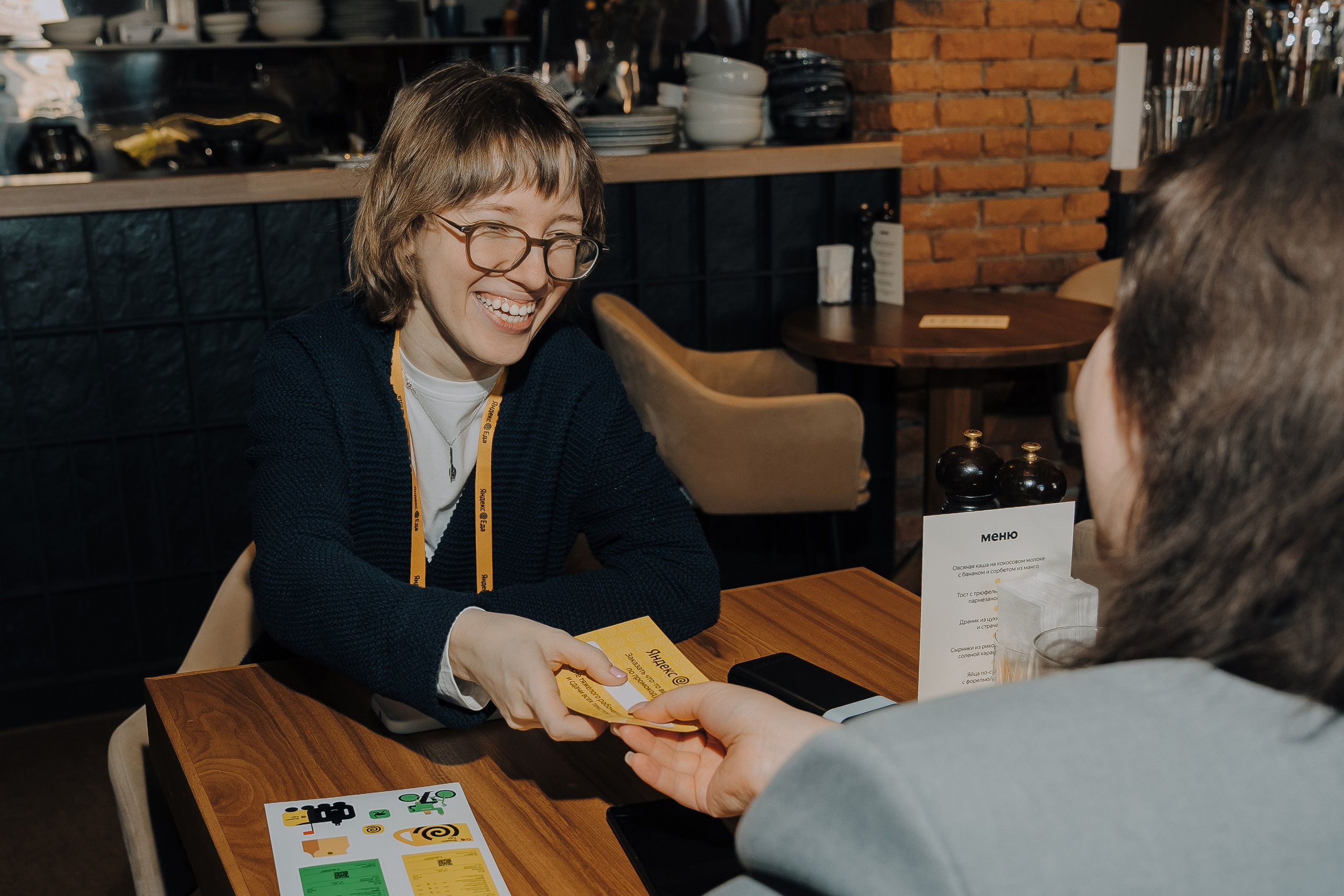 ЯНДЕКС ЕДА ПРЕСС-ЗАВТРАК. Репортажный фотограф Зуев Роман г. Челябинск
