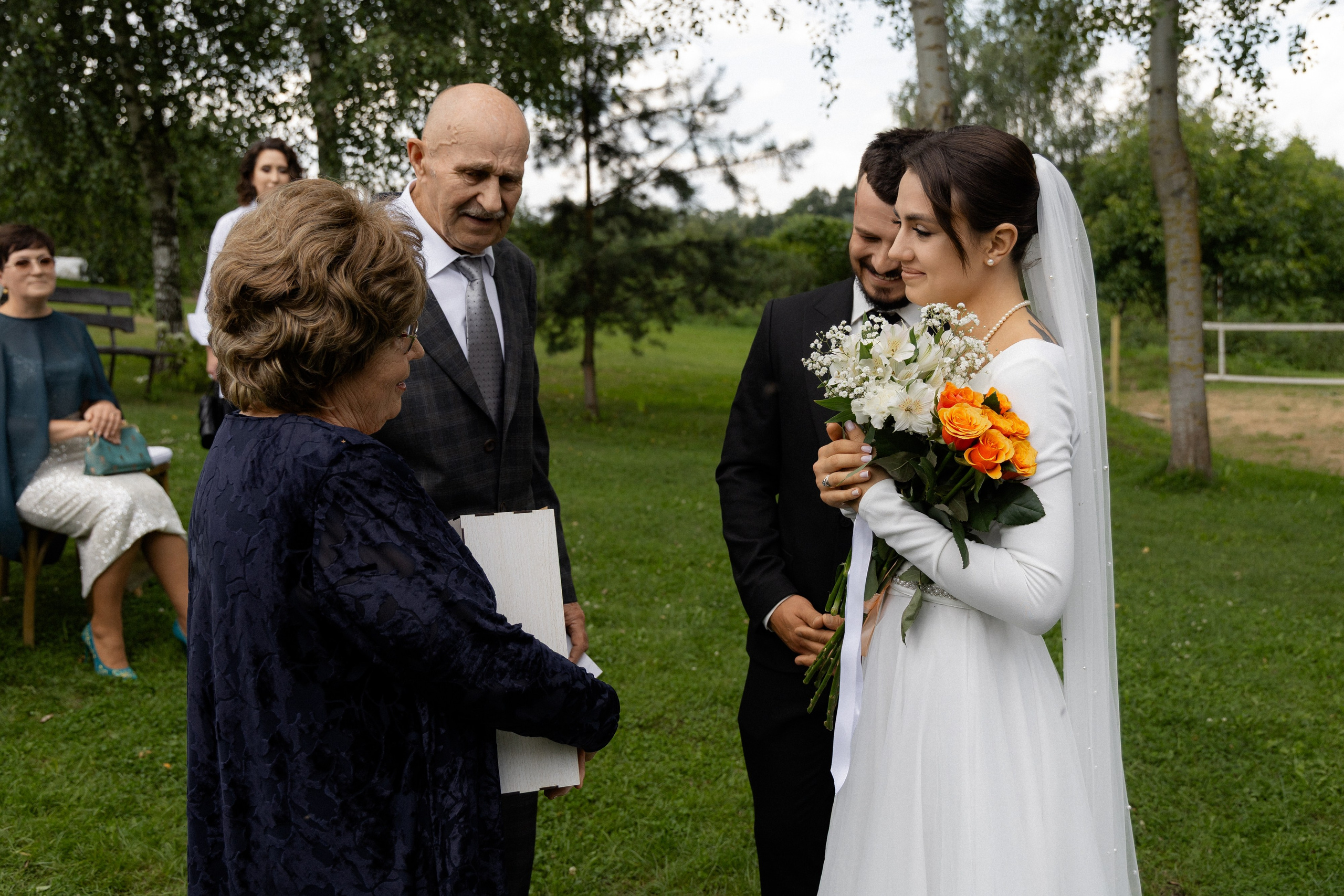 Свадебная фотосессия в агроусадьбе Лабодянка в Минске. Свадебный фотограф в Минске/Беларуси Сергей Спиридонов