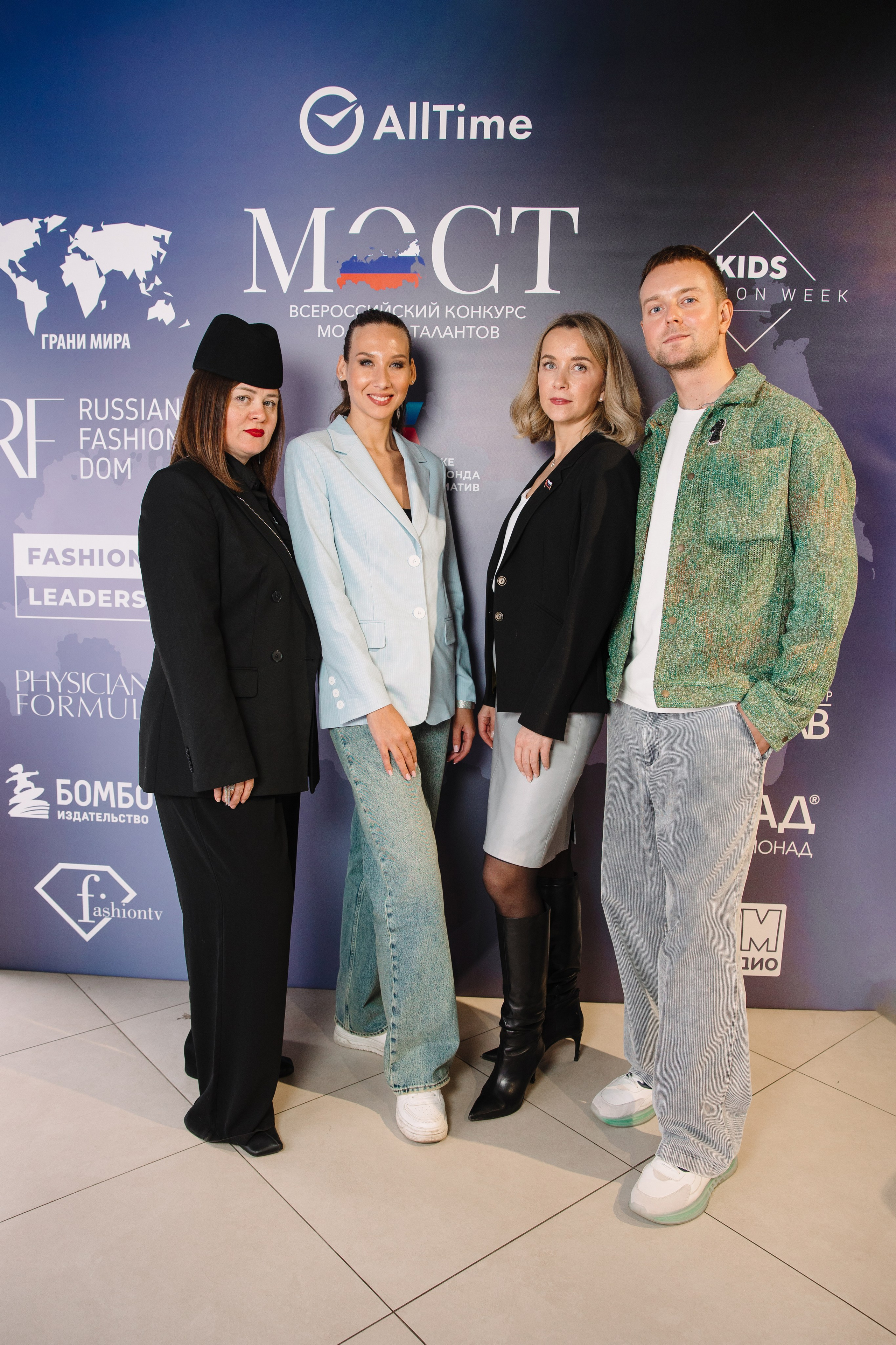 Пресс-конференция Всероссийского конкурса молодых талантов «МОСТ». Контент фотограф в Москве и области Елена Кулакова