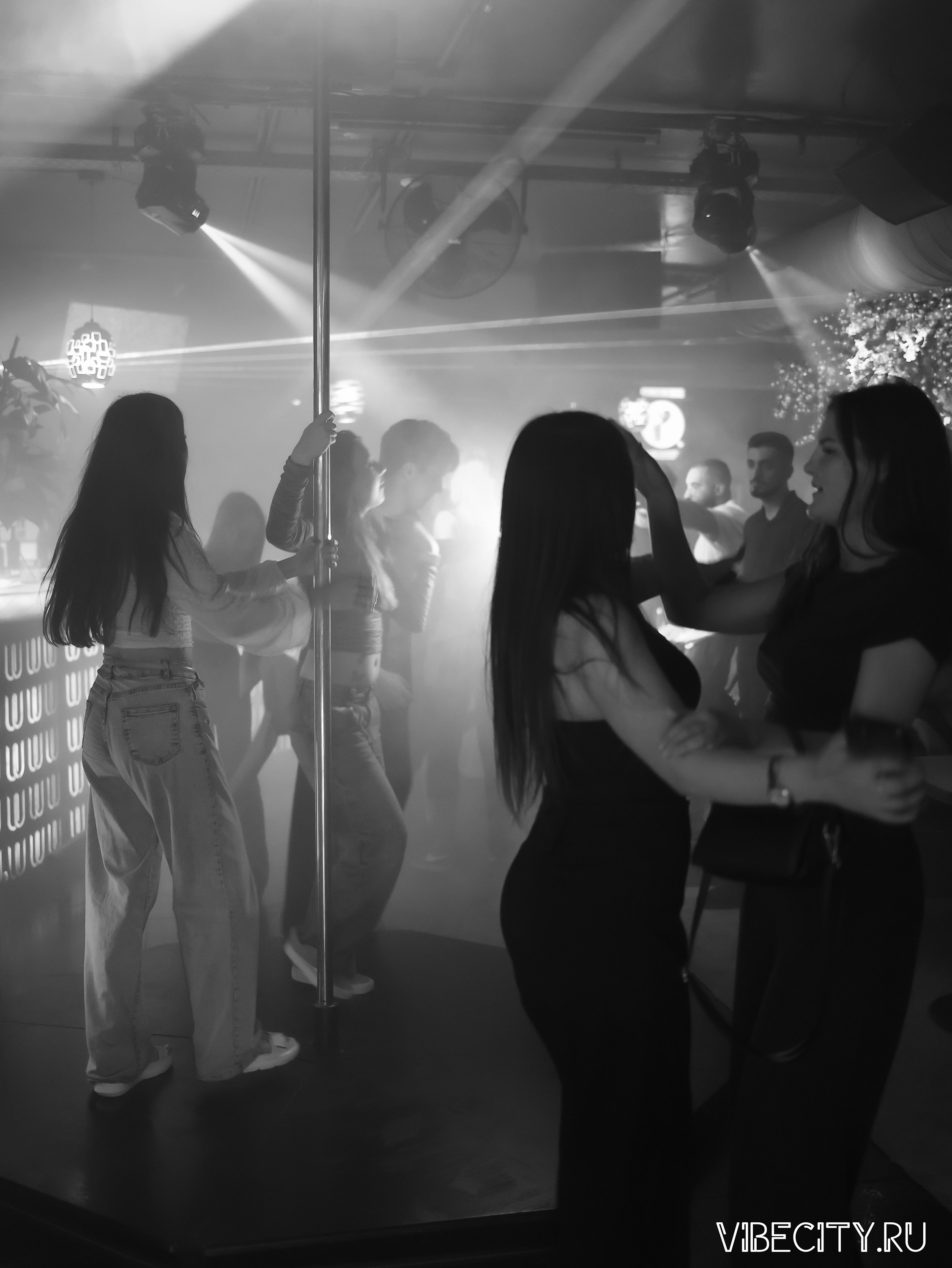 DOUBLE U. VIBECITY.RU Вайб Сити Ру Фоторепортажи Фотоотчеты Калининград