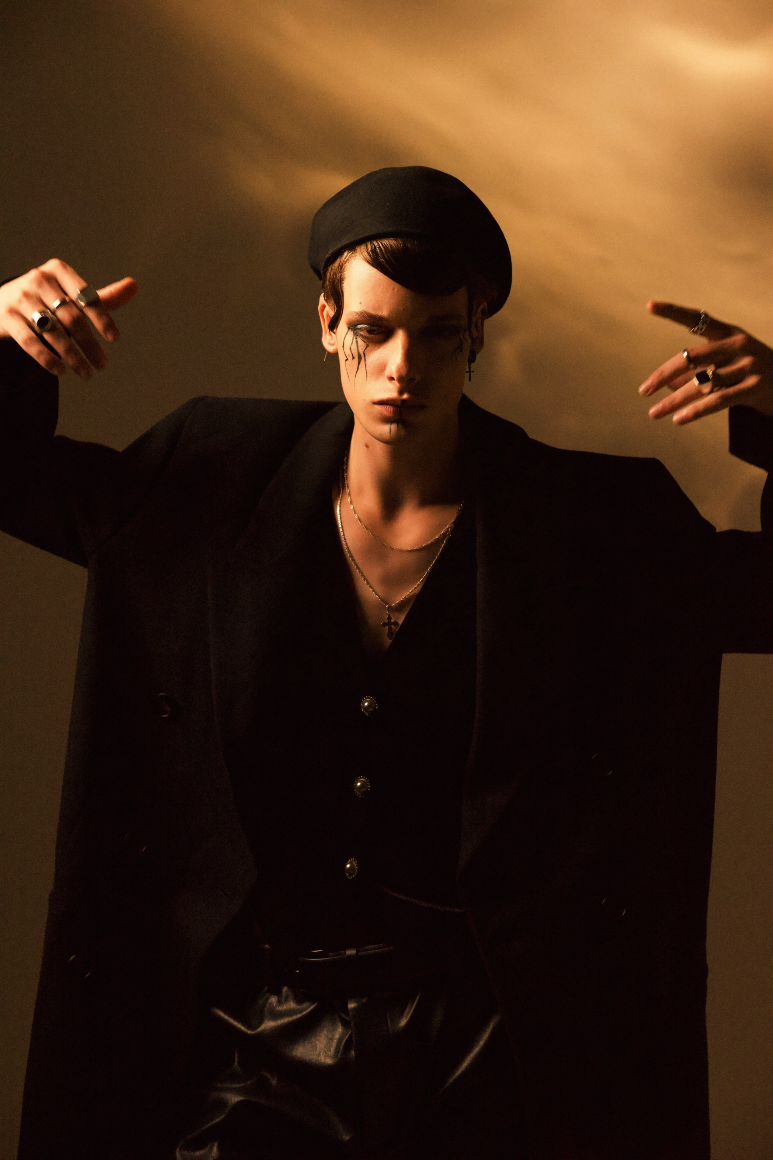 Артём. Женский фотограф в Москве Уварова Анастасия