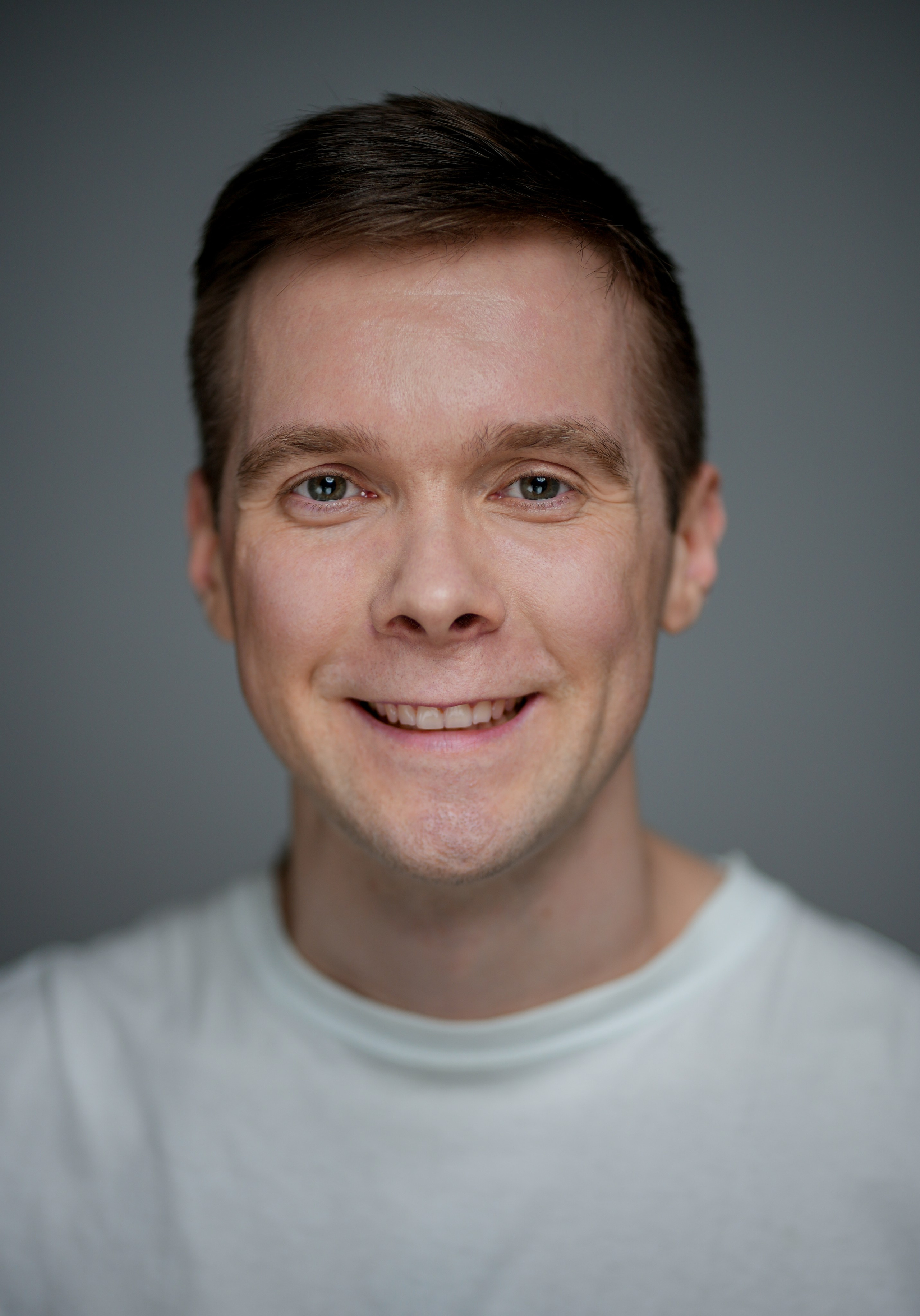 Актёр Михаил Овчаров. Съёмка актёрского портфолио в Москве, фотограф Игорь Фомин