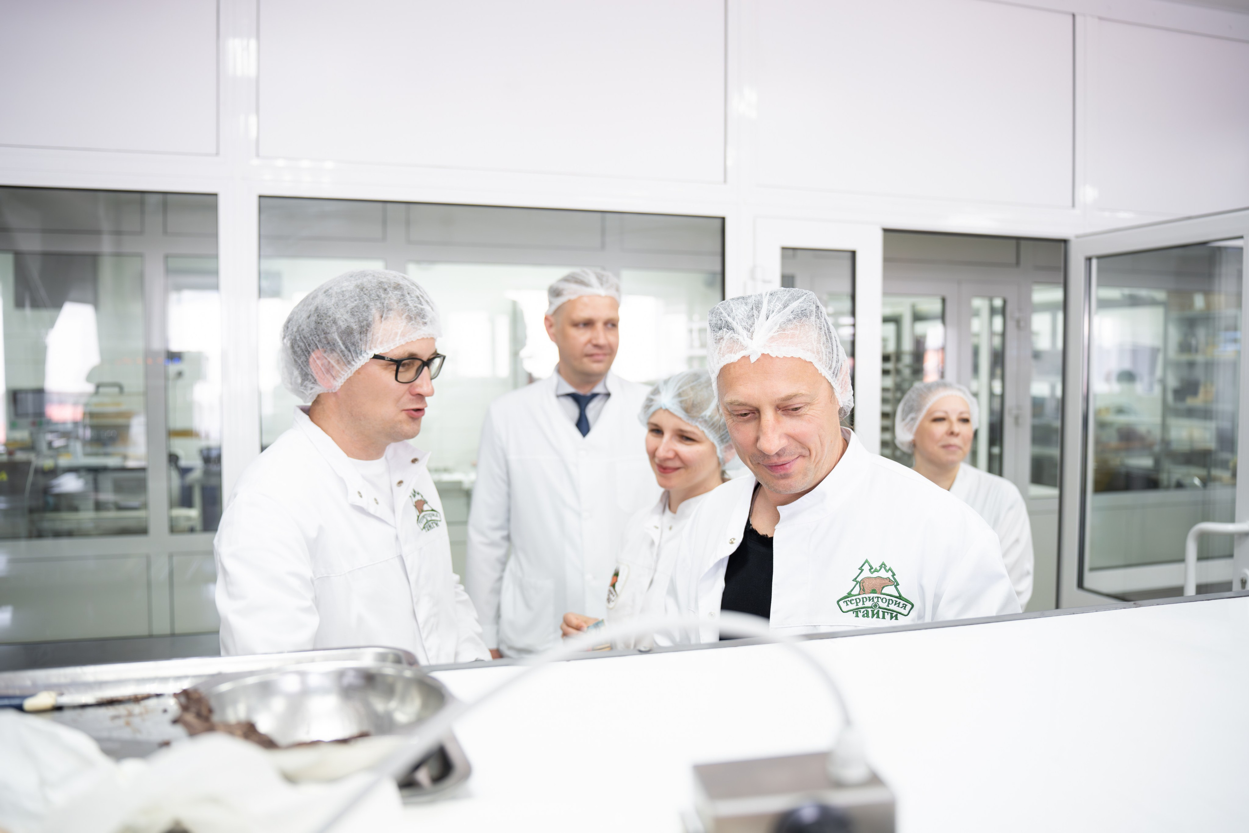 Репортажная фотосъемка экскурсий на производство. Репортажный фотограф в Москве Вадим Галанин