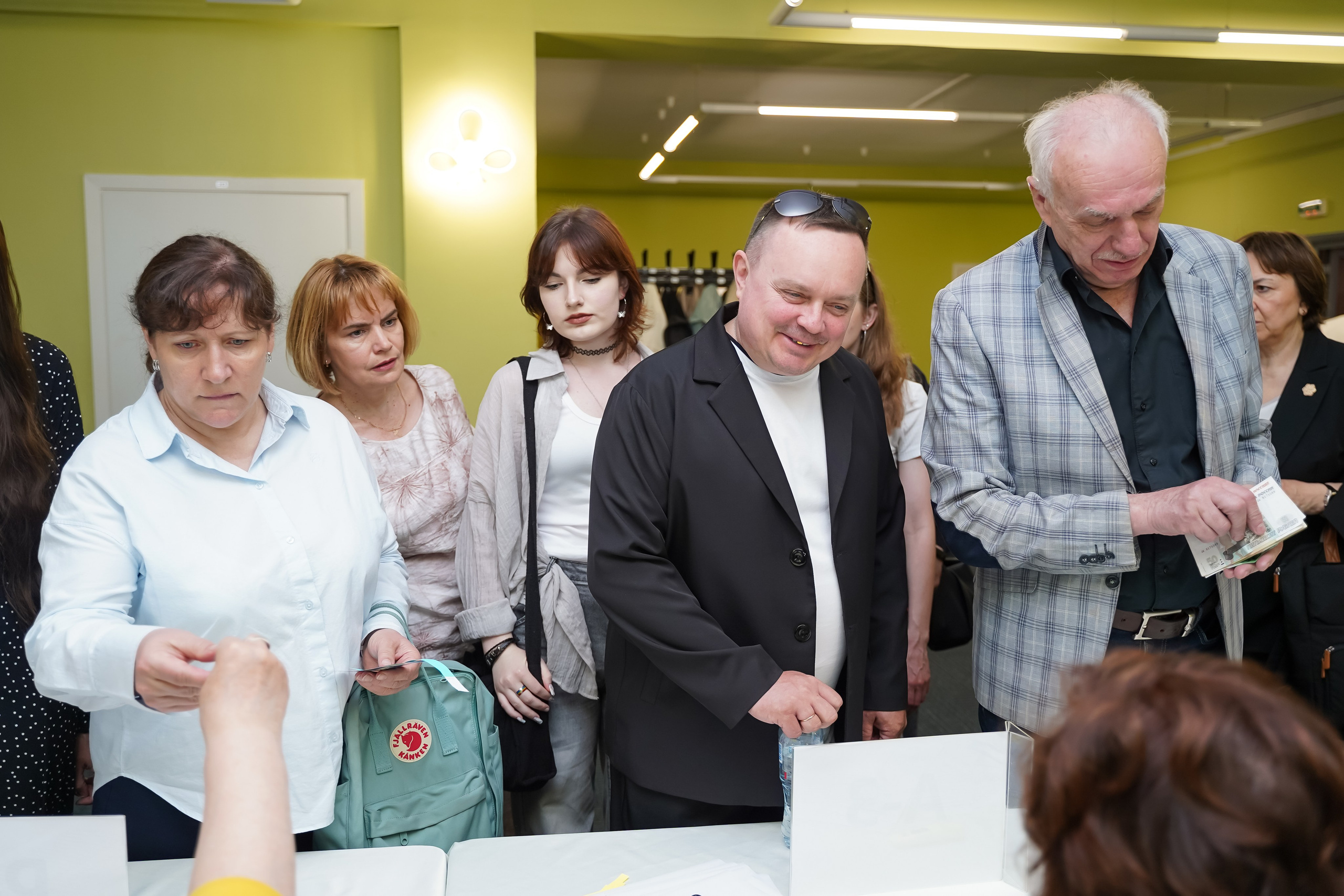 Деловые события. Репортажный фотограф и видеограф в Санкт-Петербурге