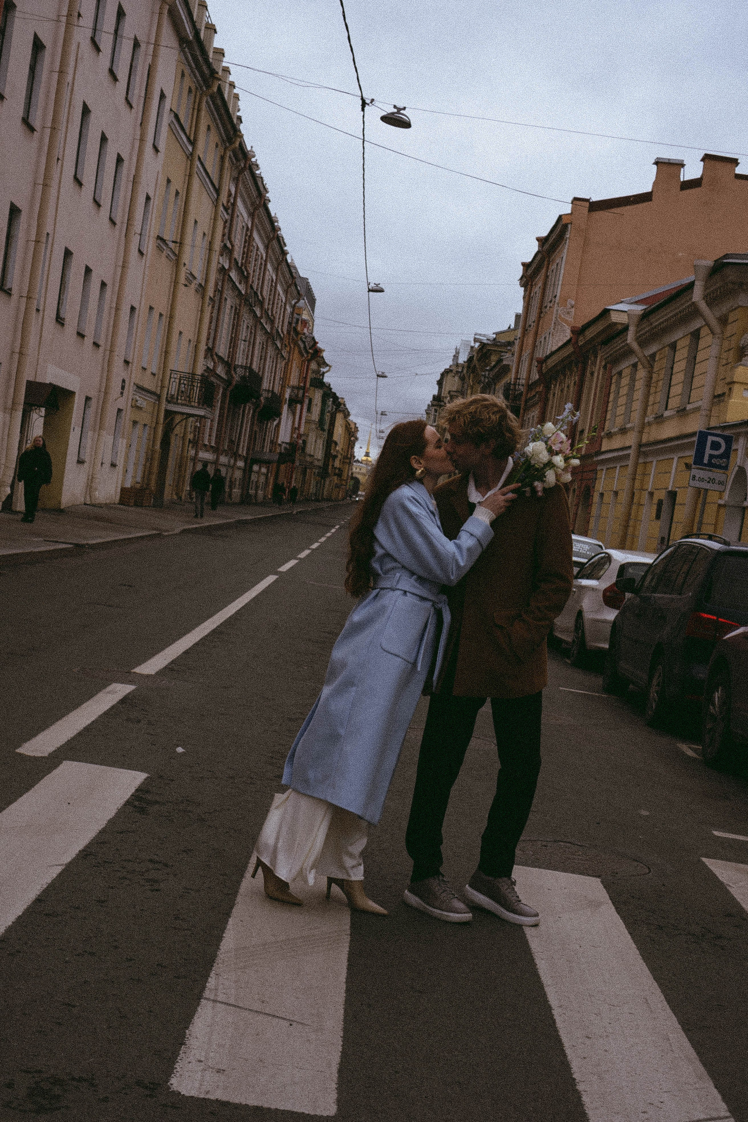 СВАДЕБНАЯ ПРОГУЛКА ПО ПЕТРОГРАДКЕ ВЕСНОЙ (ФОТОСЕССИИЯ ПАРЫ СВАДЕБНАЯ). Профессиональный фотограф, Санкт-Петербург — Виктория Богомолова