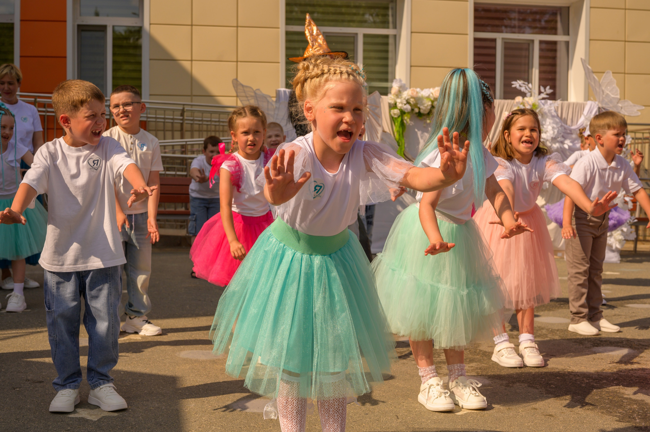 Репортаж выпускного группа «Фантазёры» 3 садик. Фотограф новорожденных, семейный детский в Тюмени Татьяна Морозова