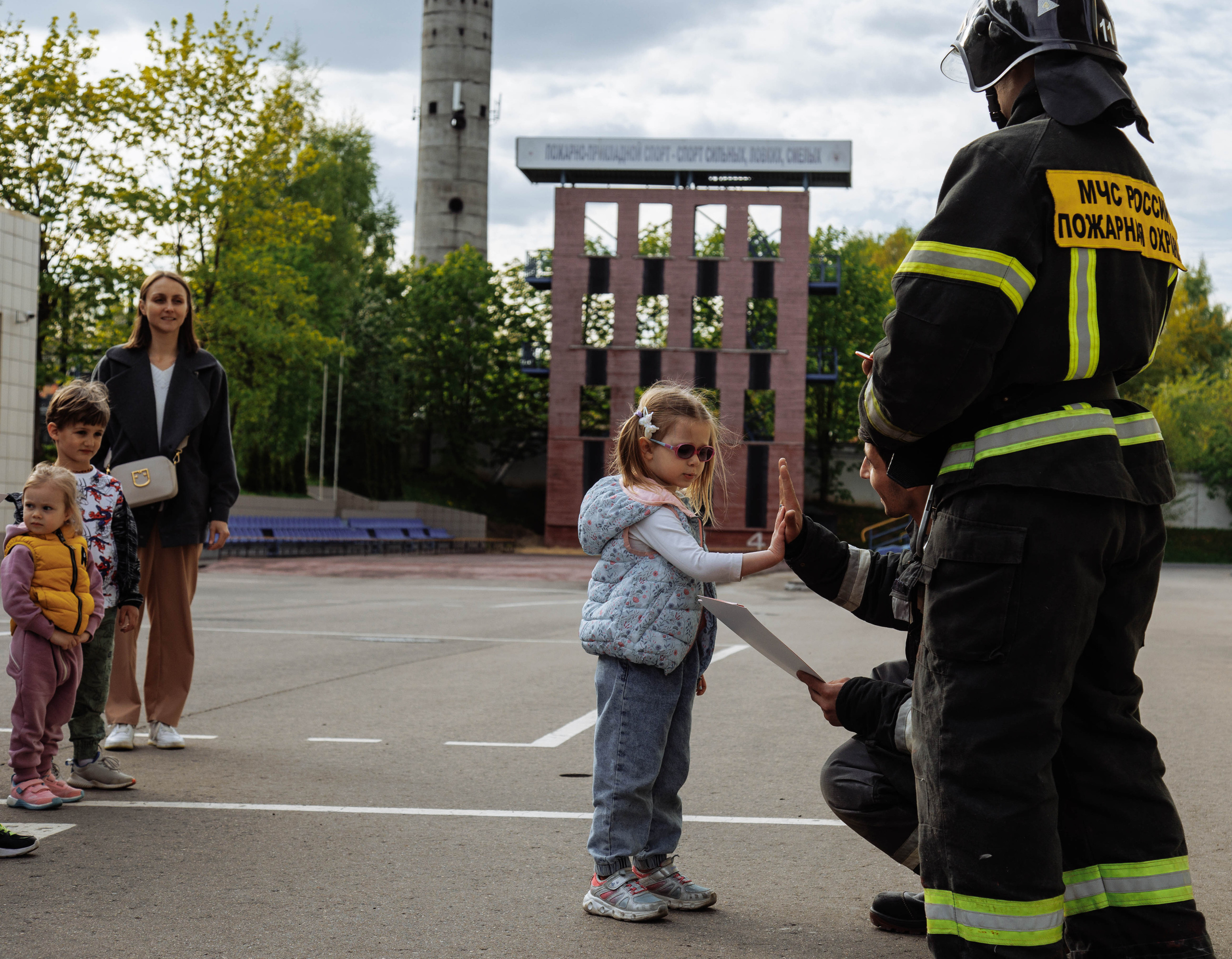 День рождения в пожарной части МЧС России. Семейный, свадебный и контент фотограф Москва