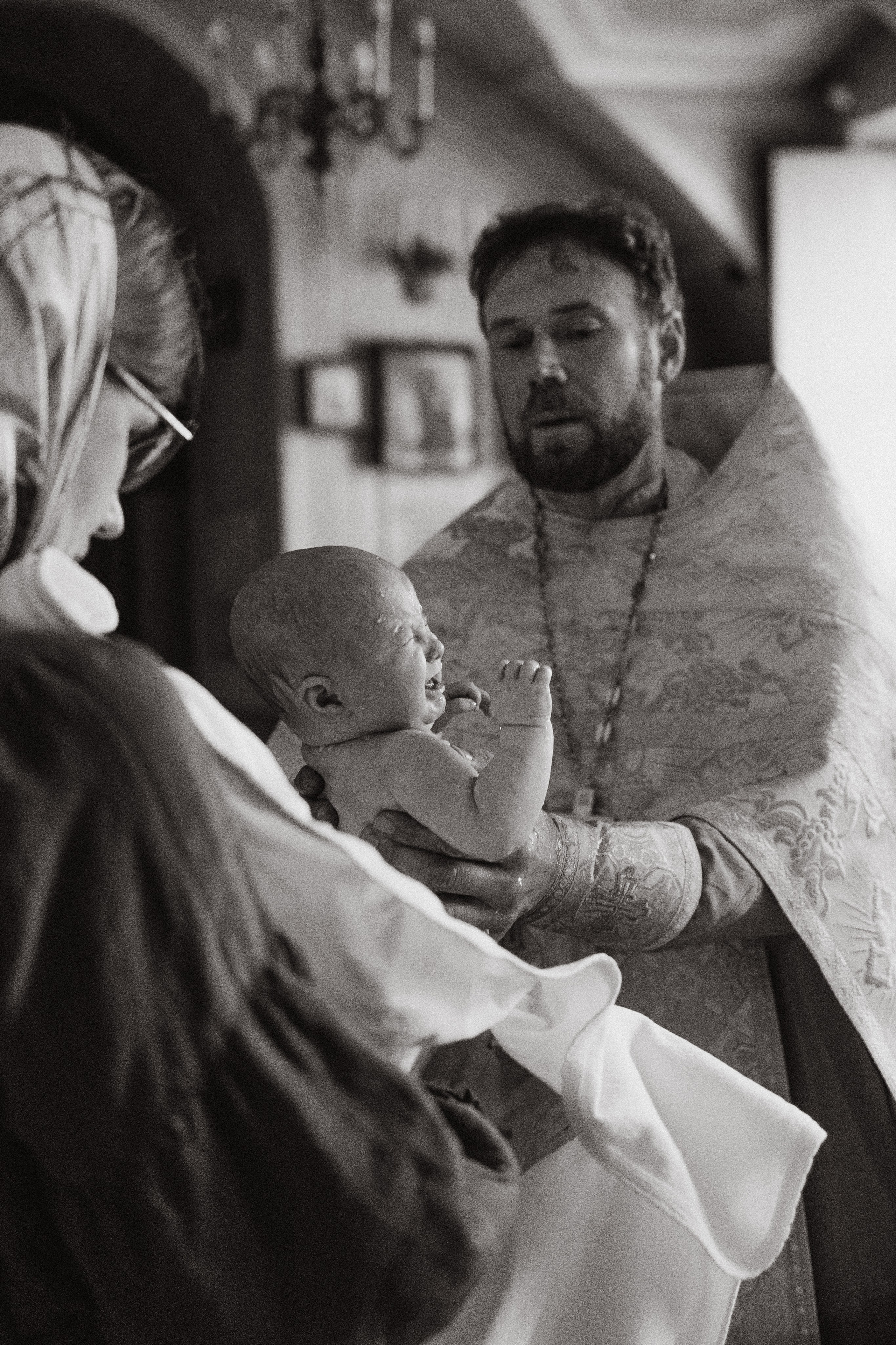 Таинство крещения. Семейный фотограф в Москве Валерия Карпова