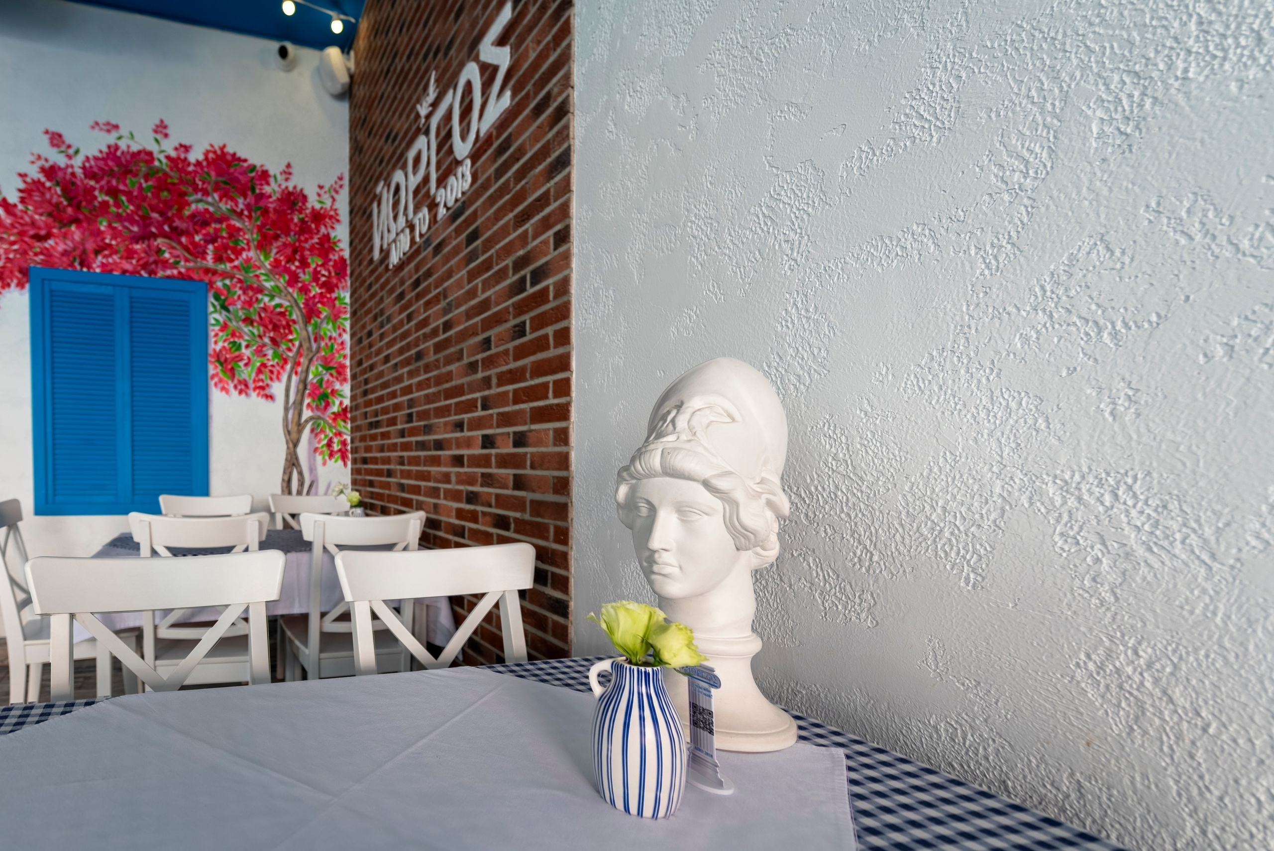 Греческая Таверна Йоргос. Интерьерный и репортажный фотограф в Краснодаре Дмитрий Вальков