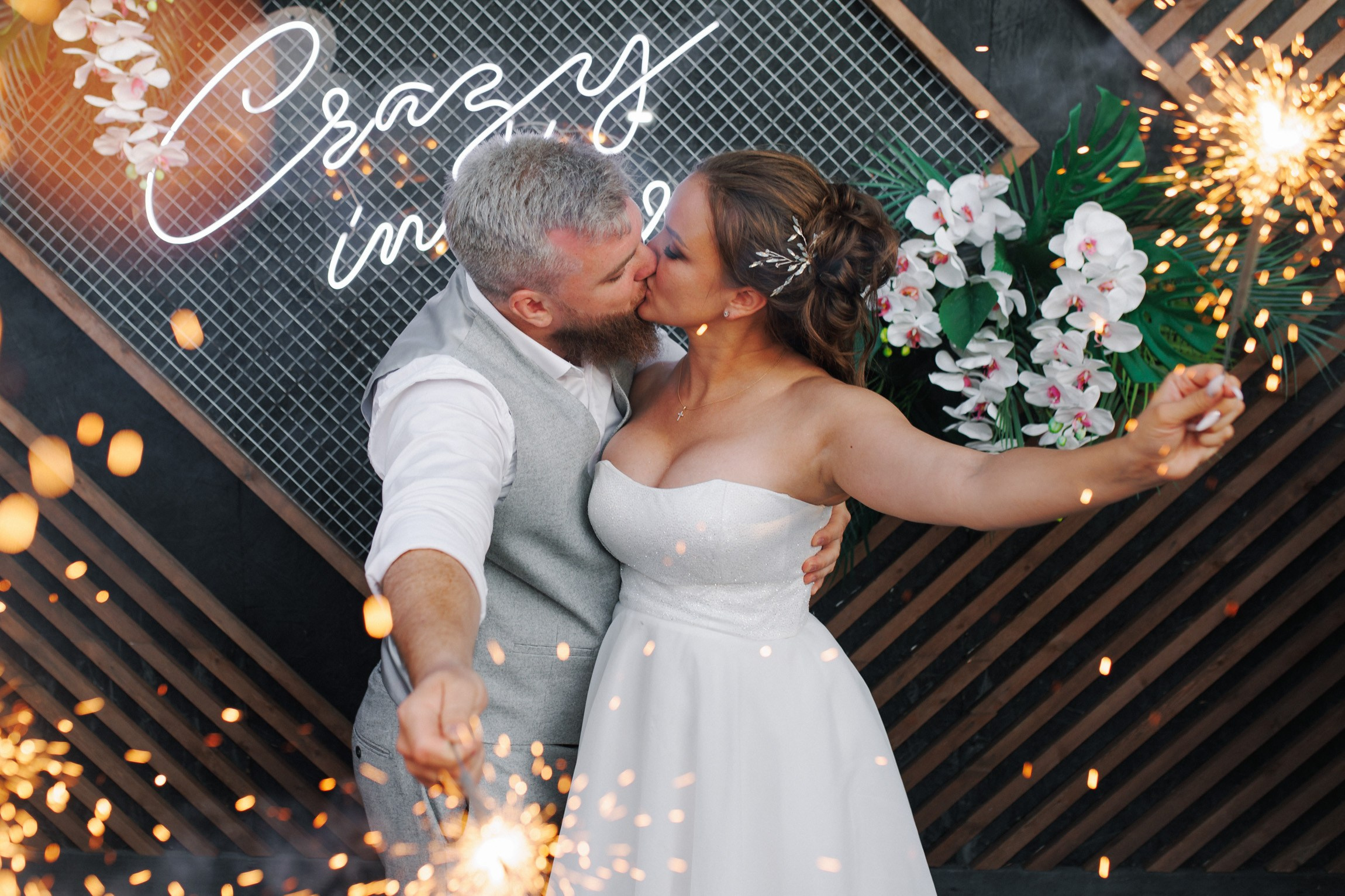 Свадебная фотосессия на финском заливе. Свадебный фотограф СПБ