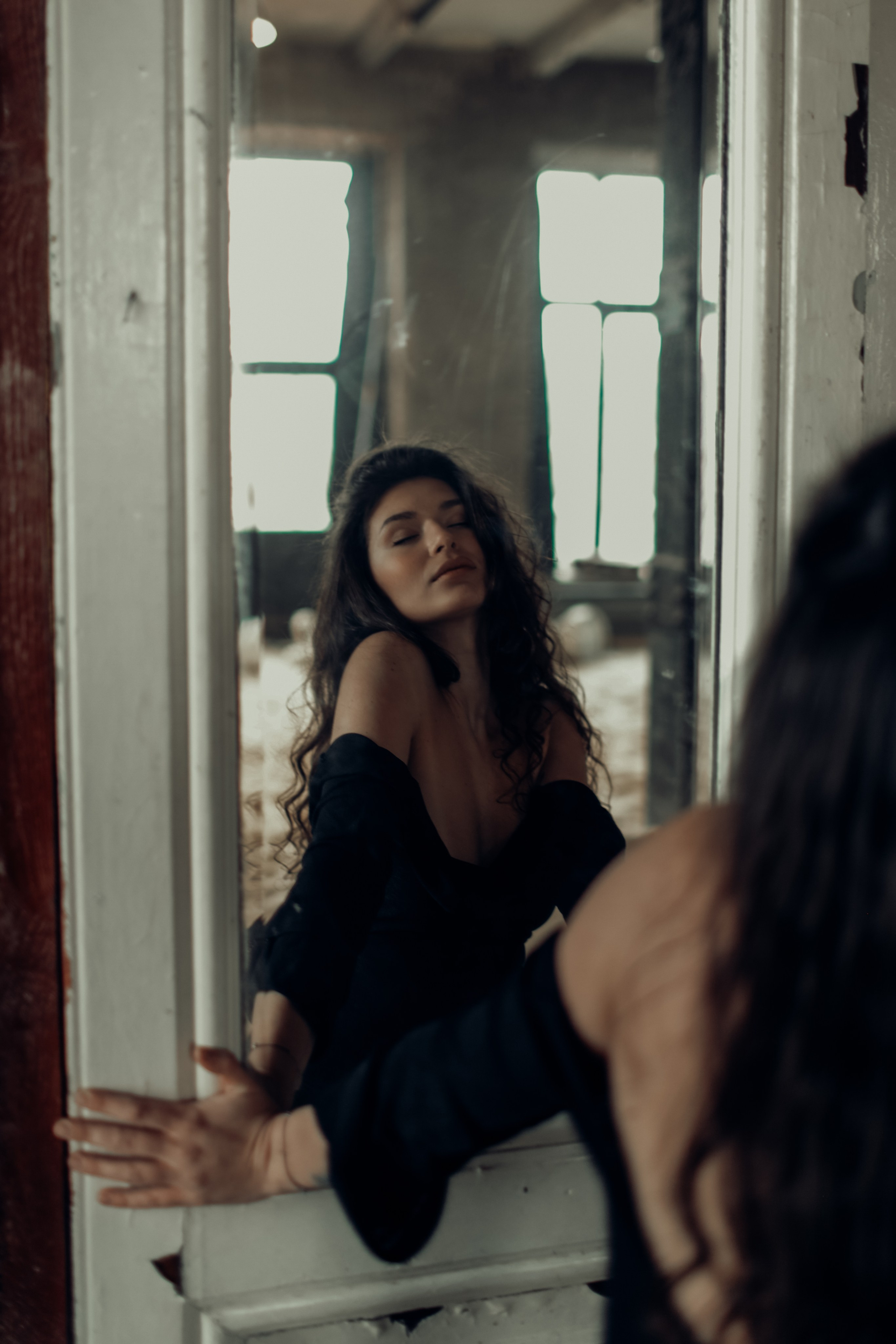 Александра. Главная