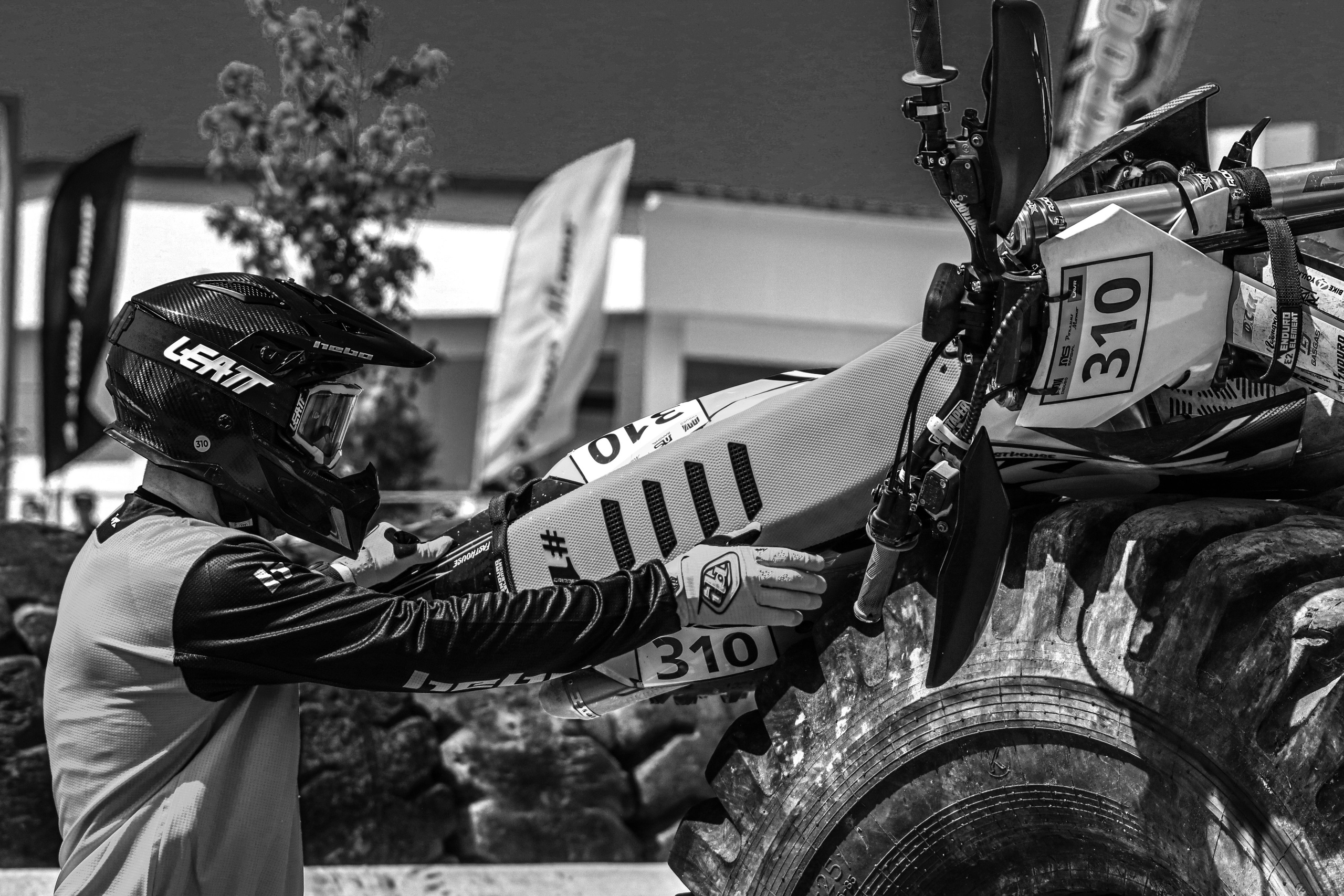 Enduro. Ivaladimirovna1995.wfolio.pro