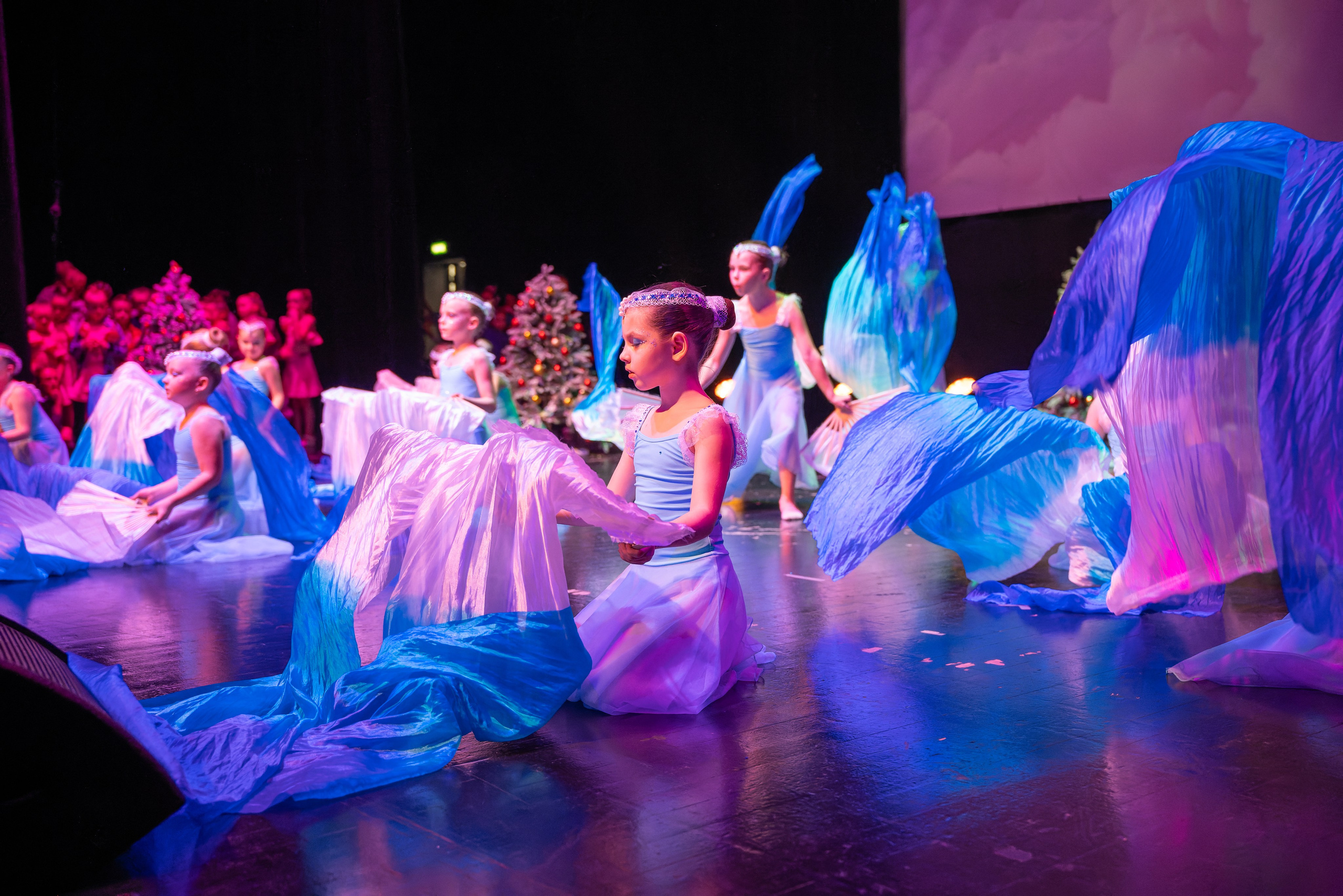 Съёмка новогодних праздников, елки для детей и родителей. «Студия DRONAVT`s» — видеосъёмка и фотография г. Москва