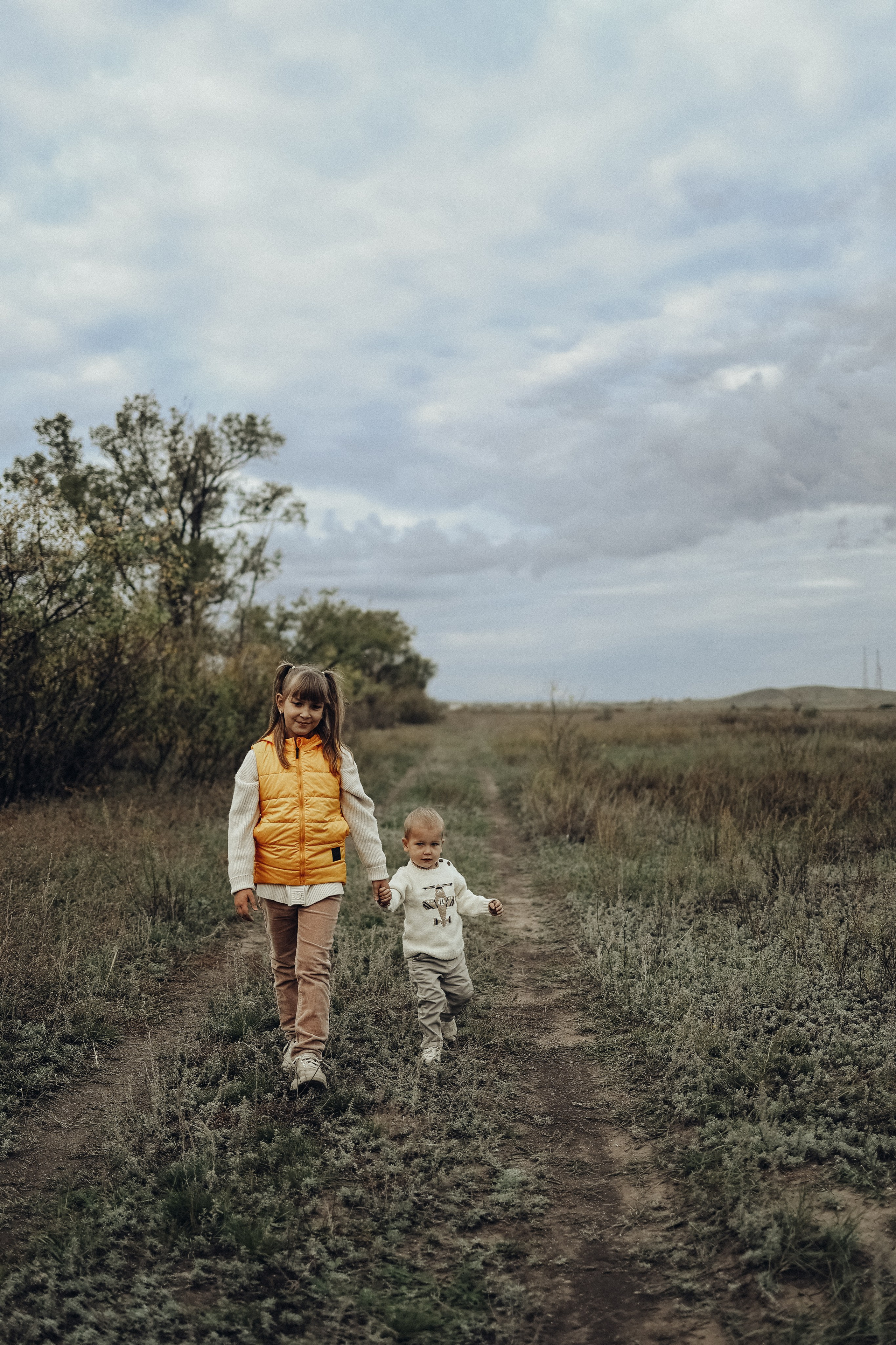 Семейная прогулочная съёмка. Фотограф в Астане Элина Багинская