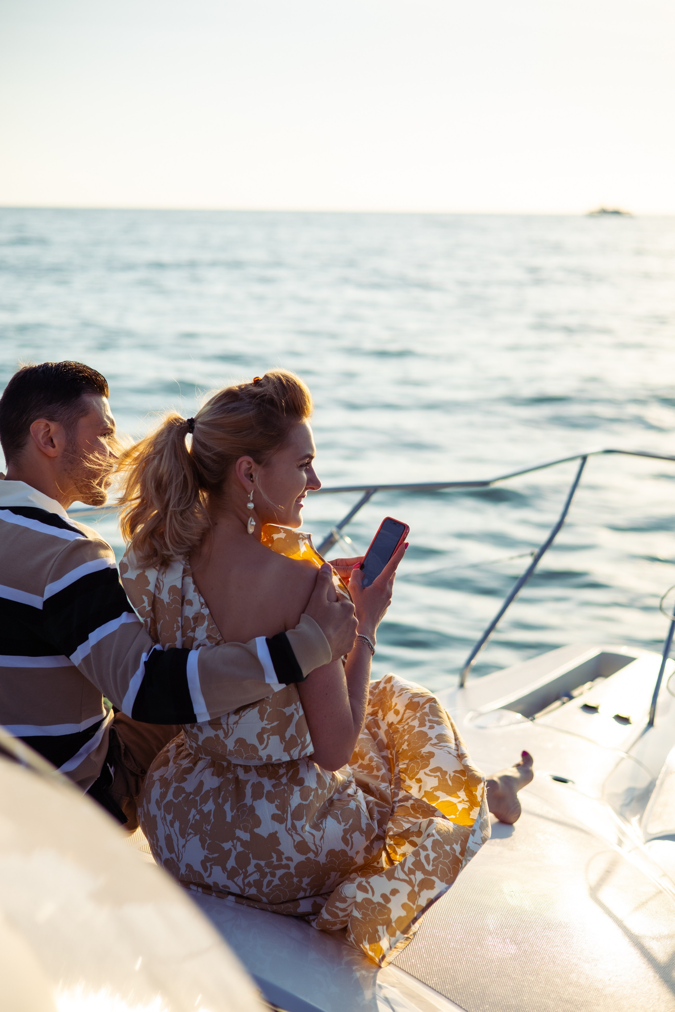 Закат на яхте. Семейный и Свадебный фотограф в Сочи