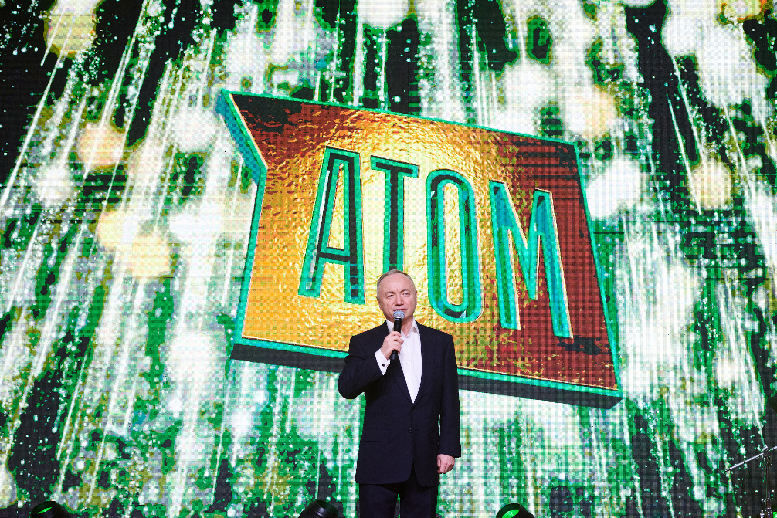 НОВЫЙ ГОД У АТОМСТРОЙКОМПЛЕКС. Фотограф Роман Арыкин Екатеринбург