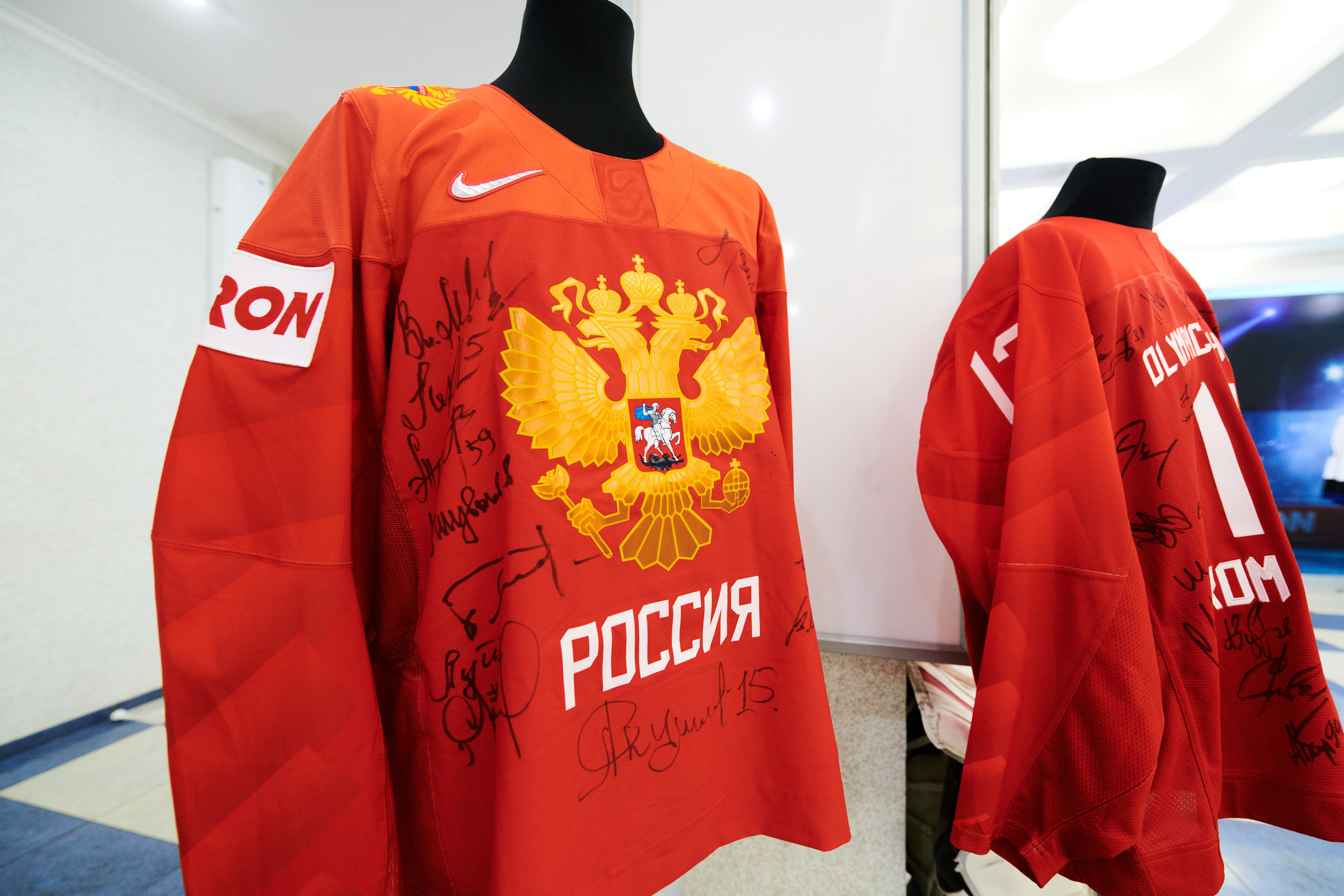 ФОРУМ АВТОЗАПЧАСТЕЙ ШАТЕ-М. Фотограф Роман Арыкин Екатеринбург