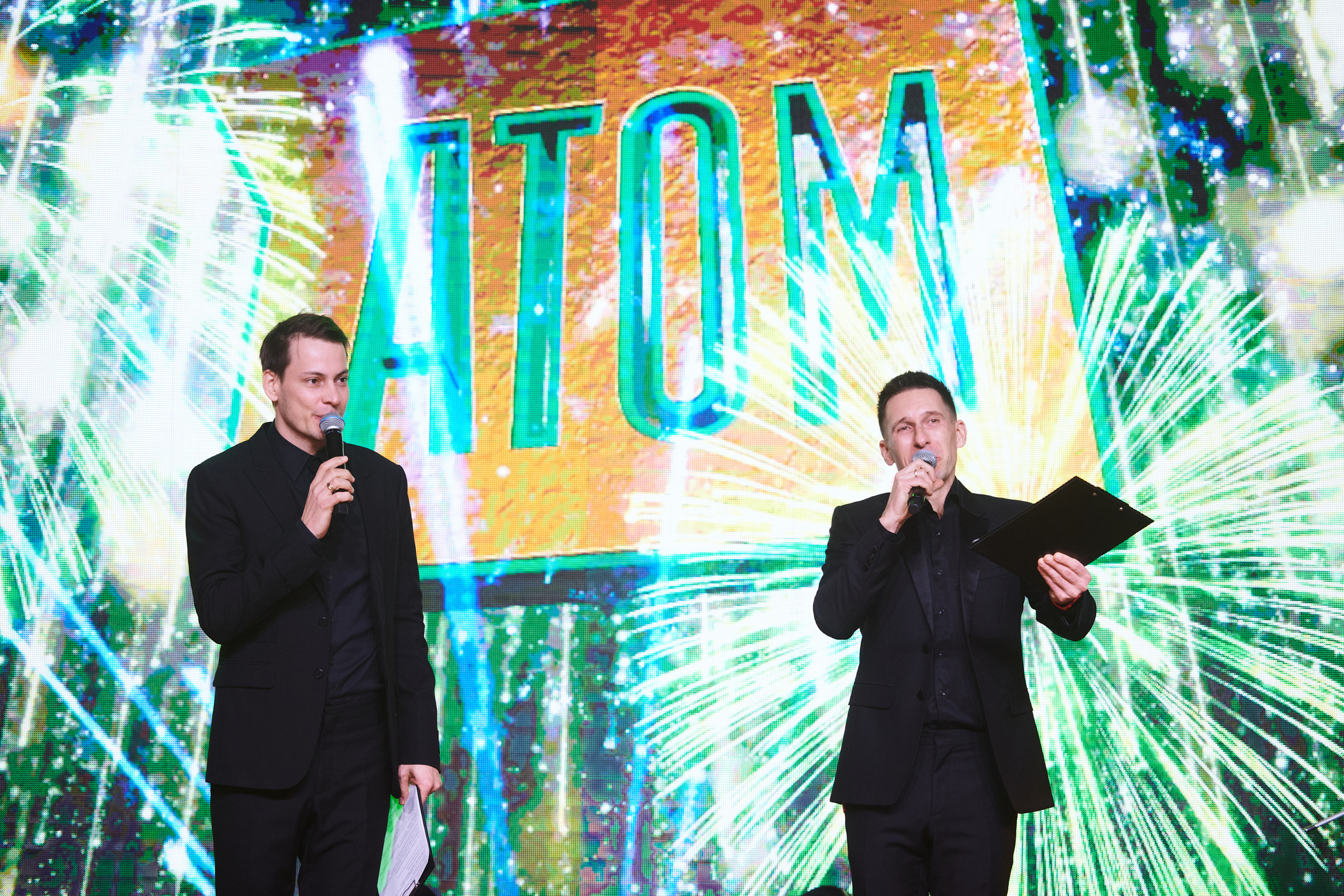 НОВЫЙ ГОД У АТОМСТРОЙКОМПЛЕКС. Фотограф Роман Арыкин Екатеринбург