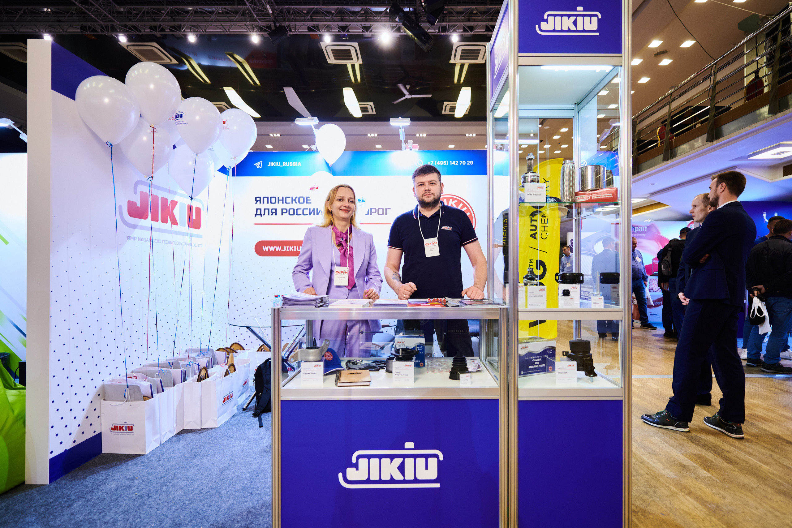 ФОРУМ АВТОЗАПЧАСТЕЙ ШАТЕ-М. Фотограф Роман Арыкин Екатеринбург