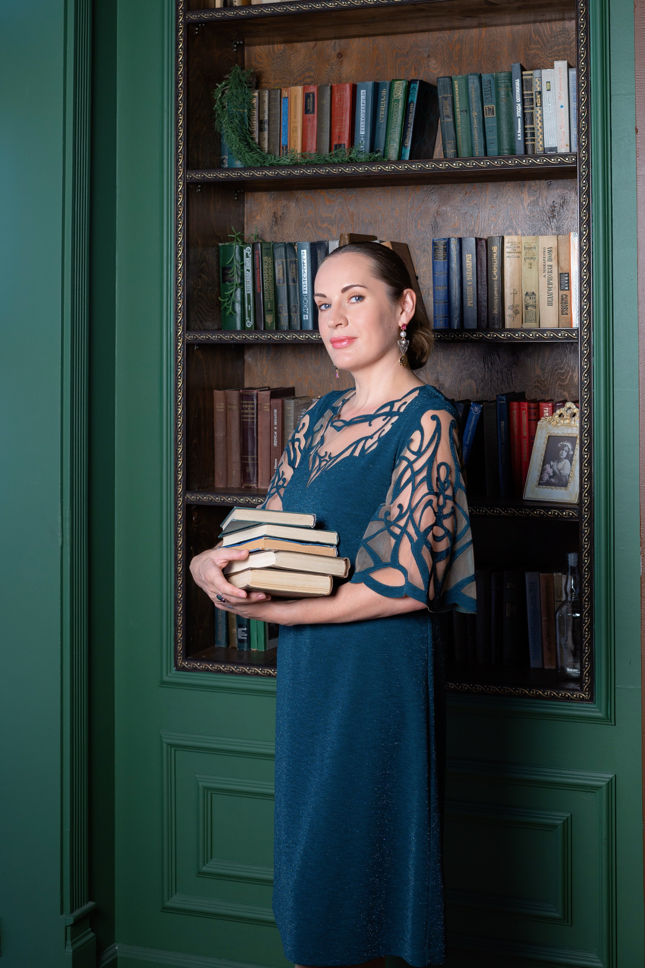 Профессиональные фото психолога для сайта и соцсетей в СПб. Портретные фотосессии, контент-съемки, репортаж