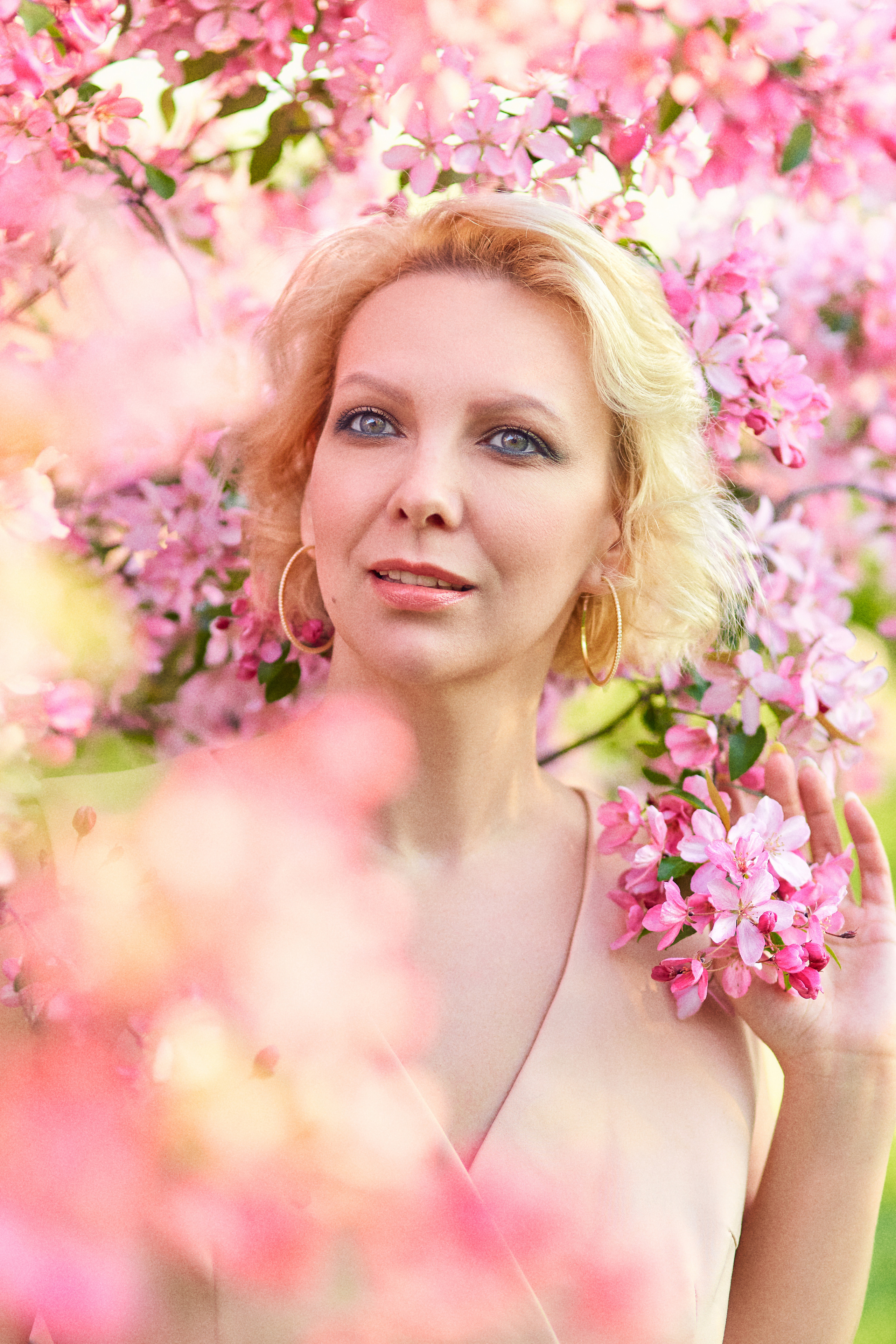 Фотосессия в цветущем саду. Telesh media production