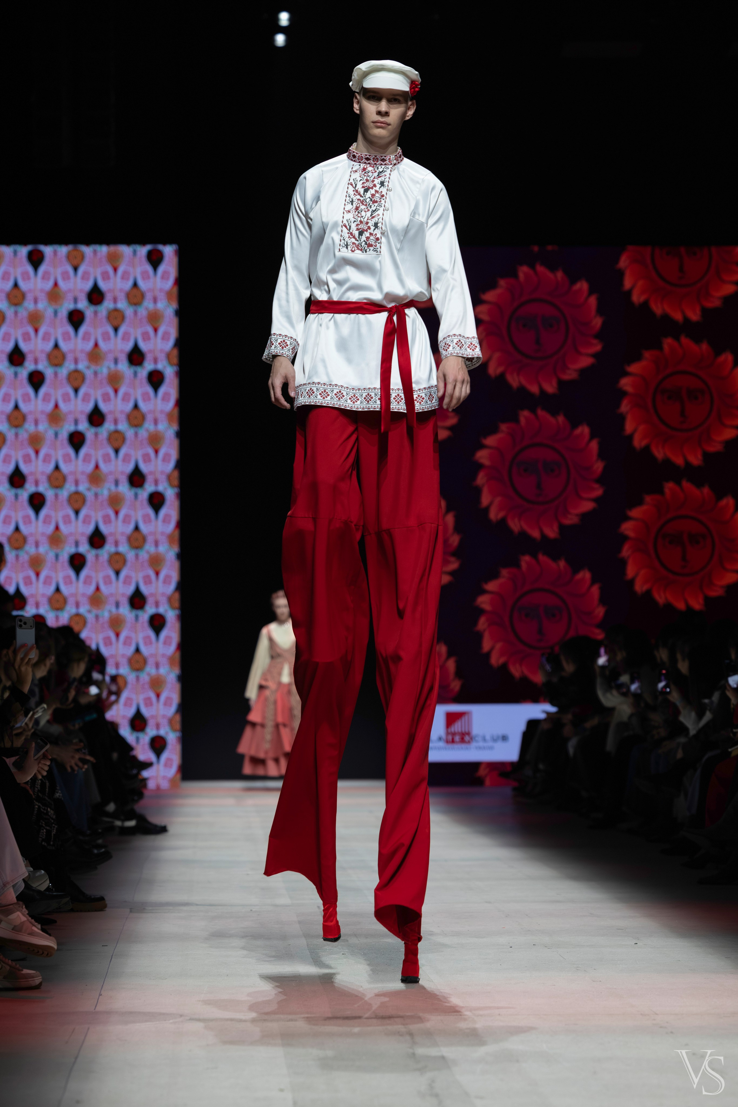 Неделя Российской моды. Манеж. РГУ Косыгина. Фотограф Виктор Степанов