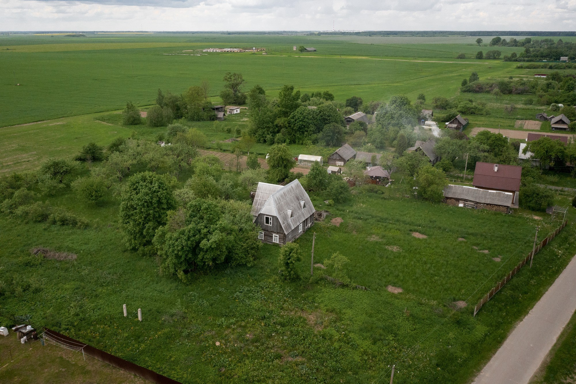 Home.land. Künstler Verstecktoff