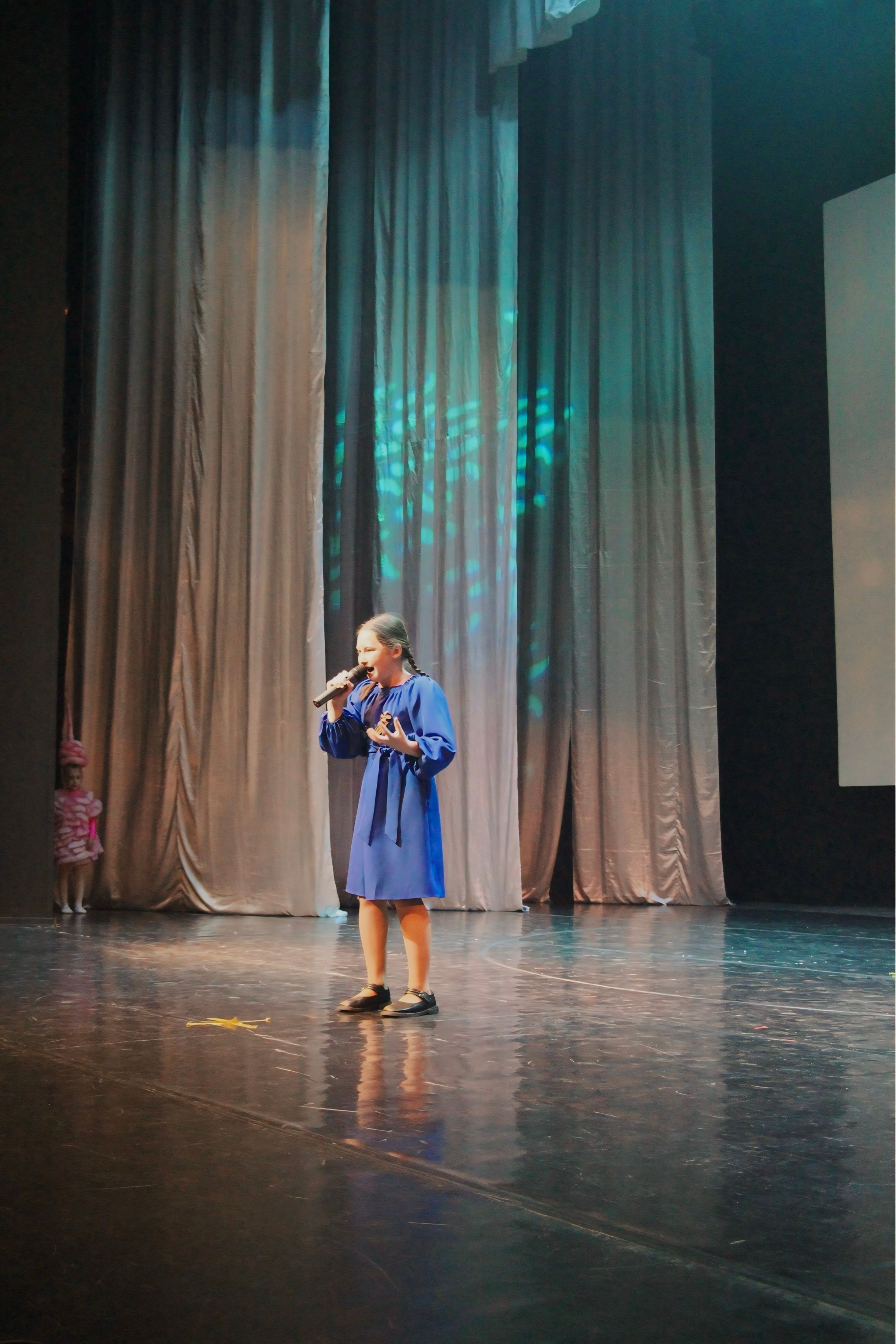 26 апреля, г. Астрахань. Золотое яблочко