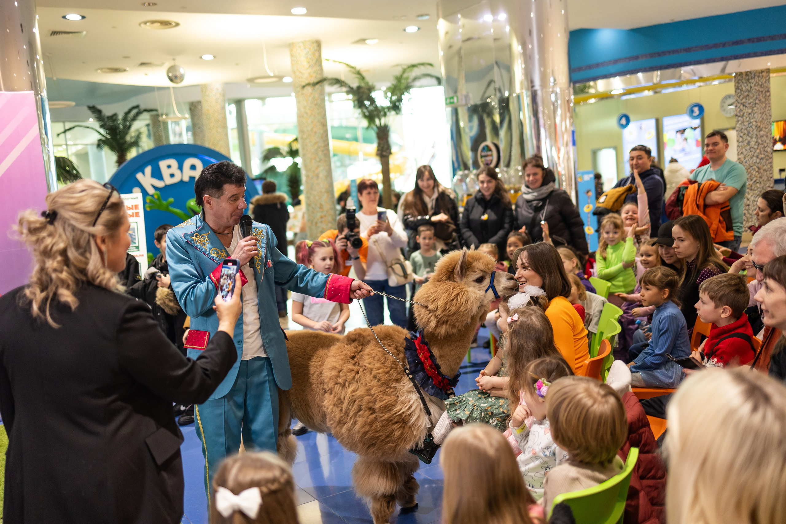 Торговый центр XL, праздник, выходные в ХЛ. Фото и видео Москва, Московский. Свадебный фотограф, видеограф, фотосессии, видеосъемка