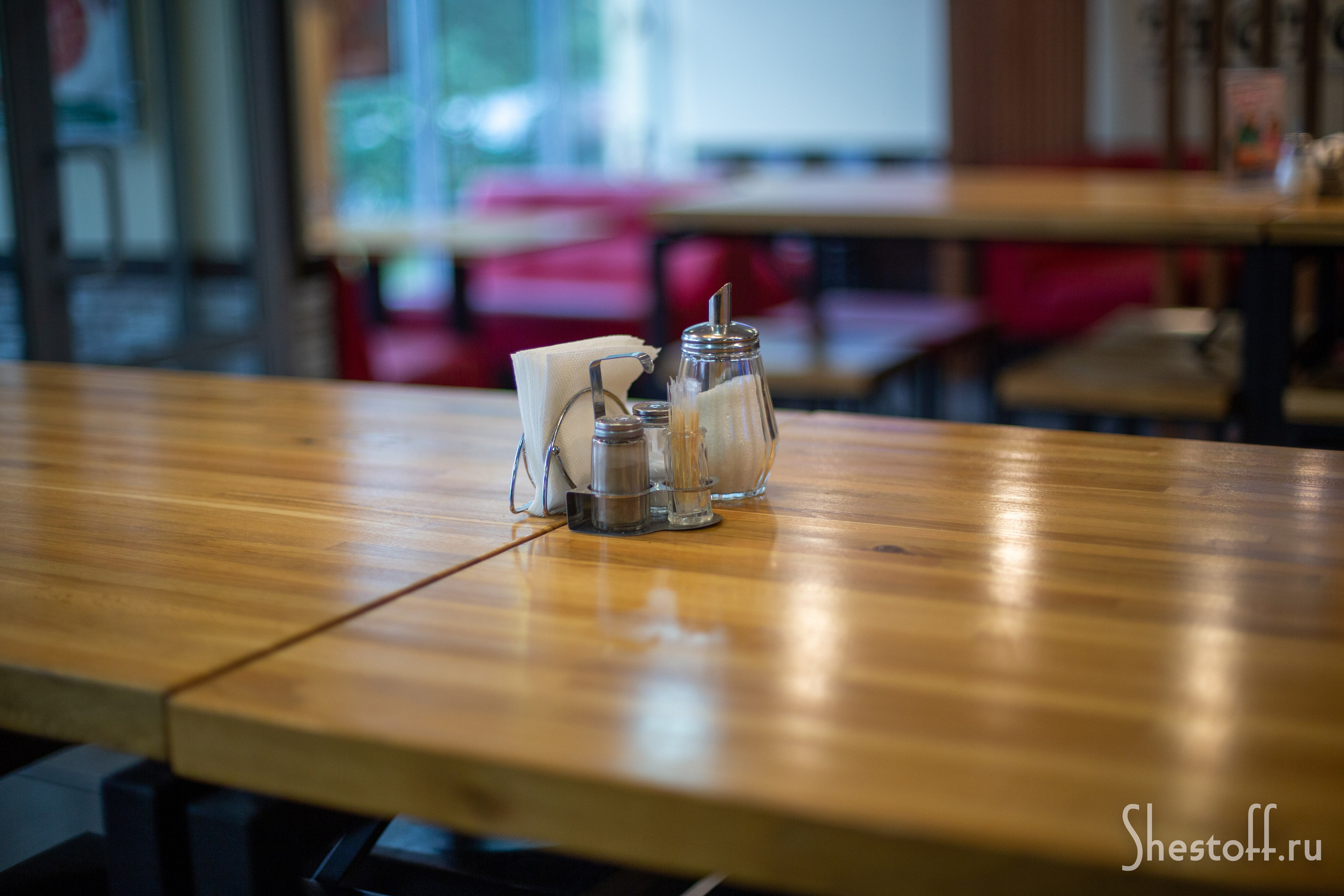 Интерьерная съемка для пиццерии «Папа Джонс». Сергей Шестов фотограф из Нижнего Новгорода