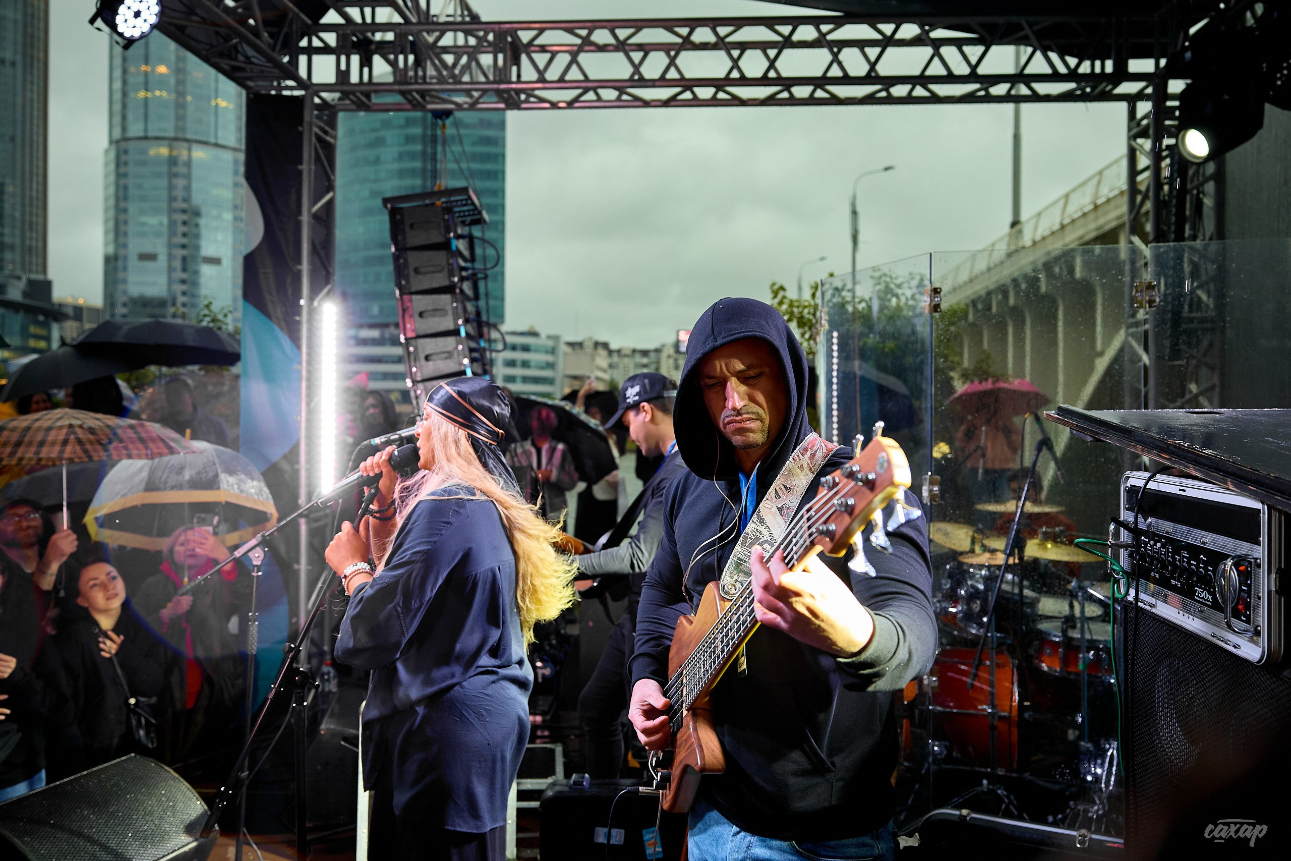 Фестивале Ural Music Night 2024. Профессиональный фотограф в Екатеринбурге Юра Сахар