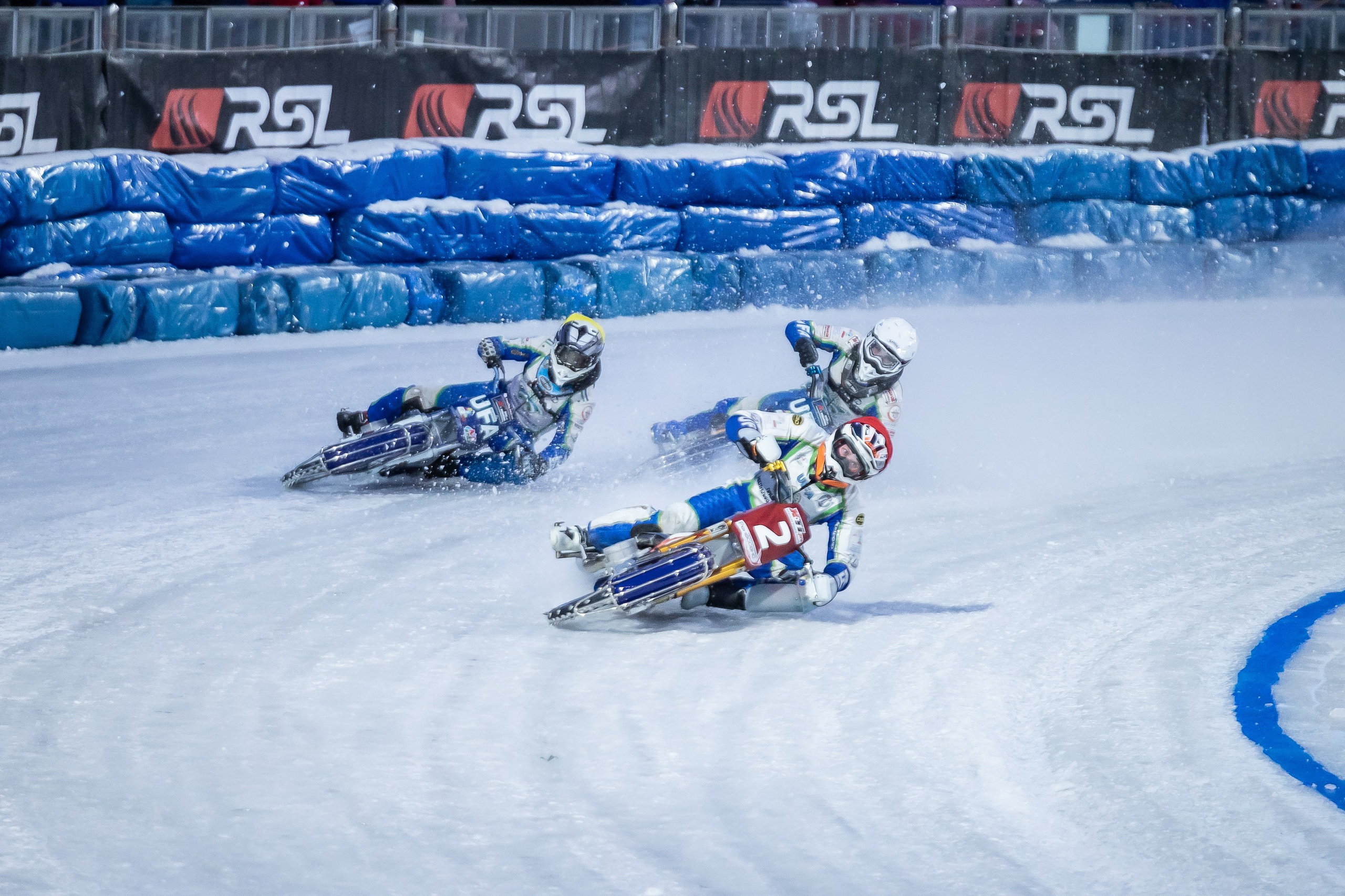 Битва Ледовых Гладиаторов в городе Красногорске на стадионе Зоркий 15 и 16 февраля. Фотограф Владимир Охрименко