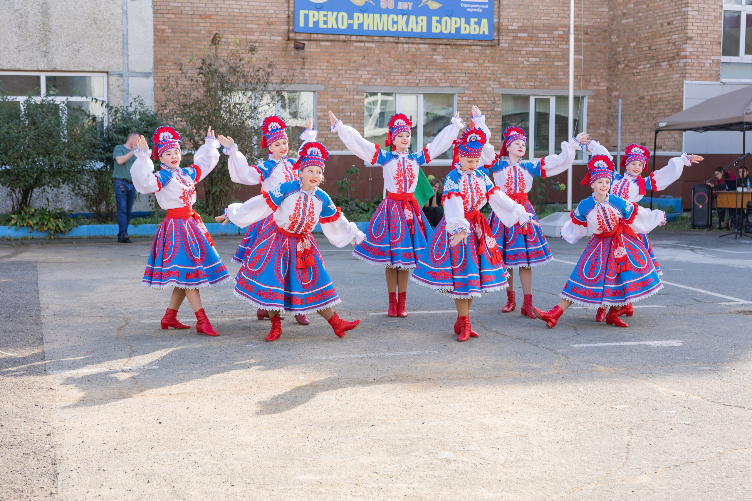 Олимпиада Первой помощи. Выпускные альбомы во Владивостоке
