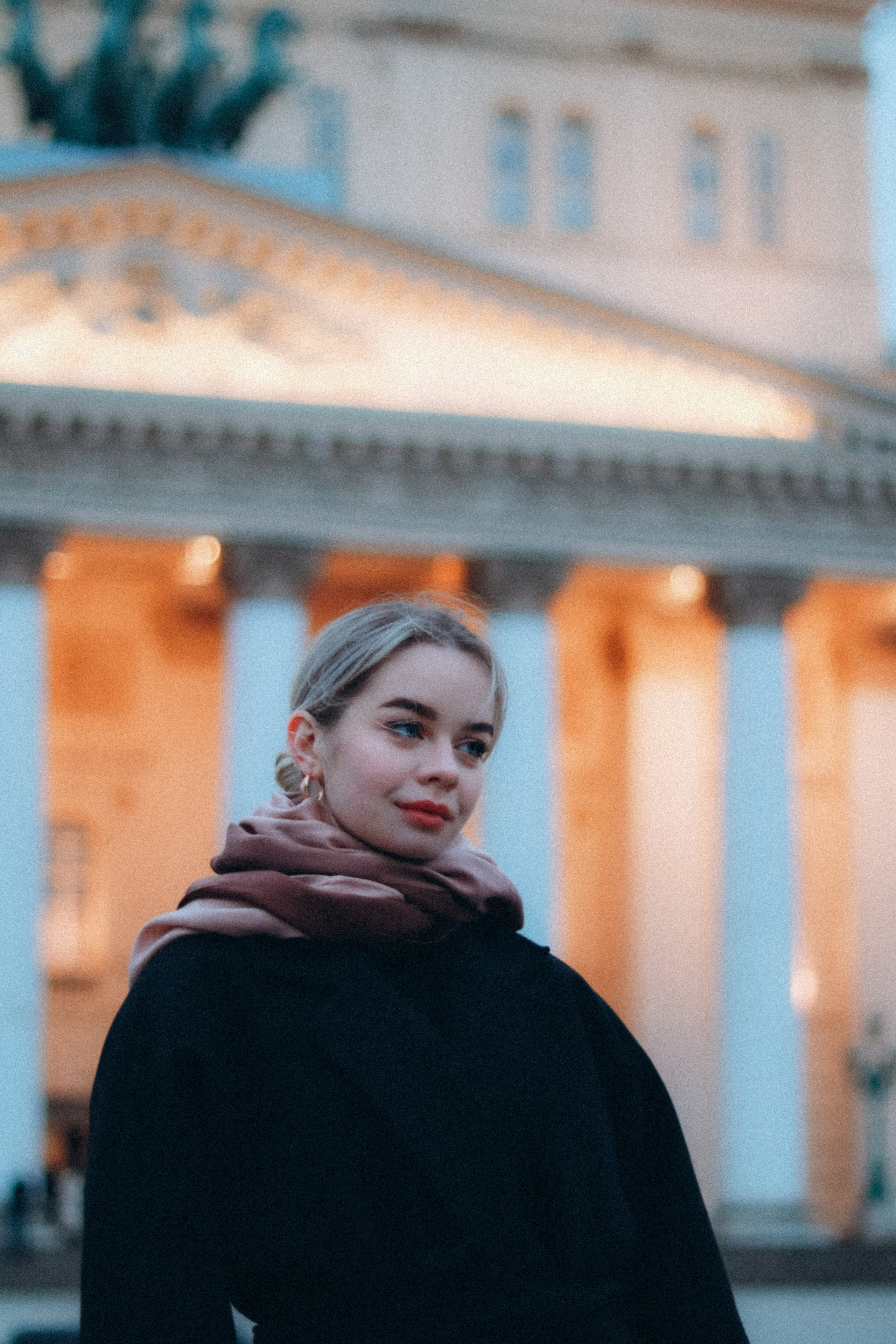 Индивидуальная фотосессия Анастасии на Красной Площади и Кузнецком Мосту. Индивидуальный, свадебный, и love-story фотограф в Москве