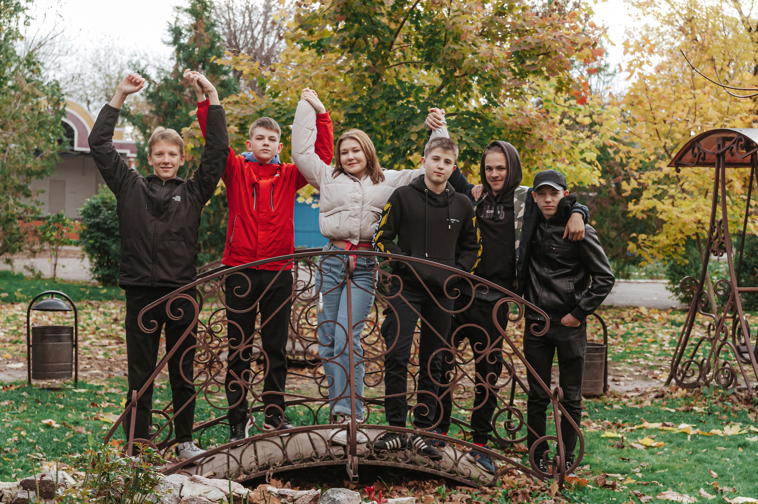 Друзья. Выпускные альбомы. Фотограф Ксения Борисова