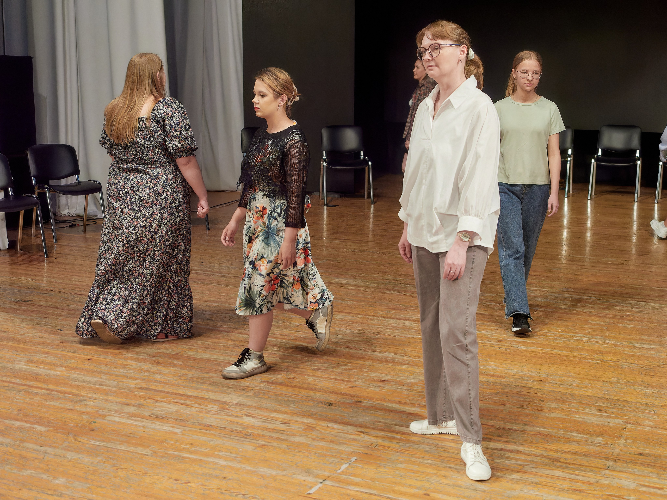 Мастер-класс студии «Прожектор» руководитель Марина Зольникова. Семейный и детский фотограф в Междуреченск Олег Бамбульский