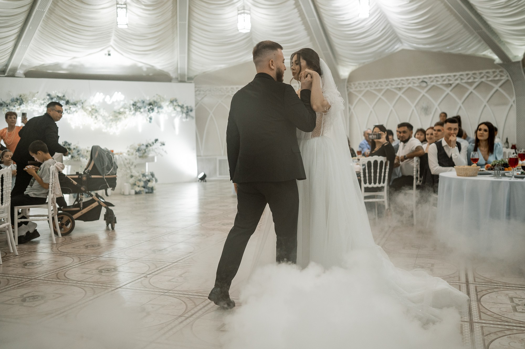 Денис и Алсу. Свадебный фотограф в Тюмени Анастасия Конева