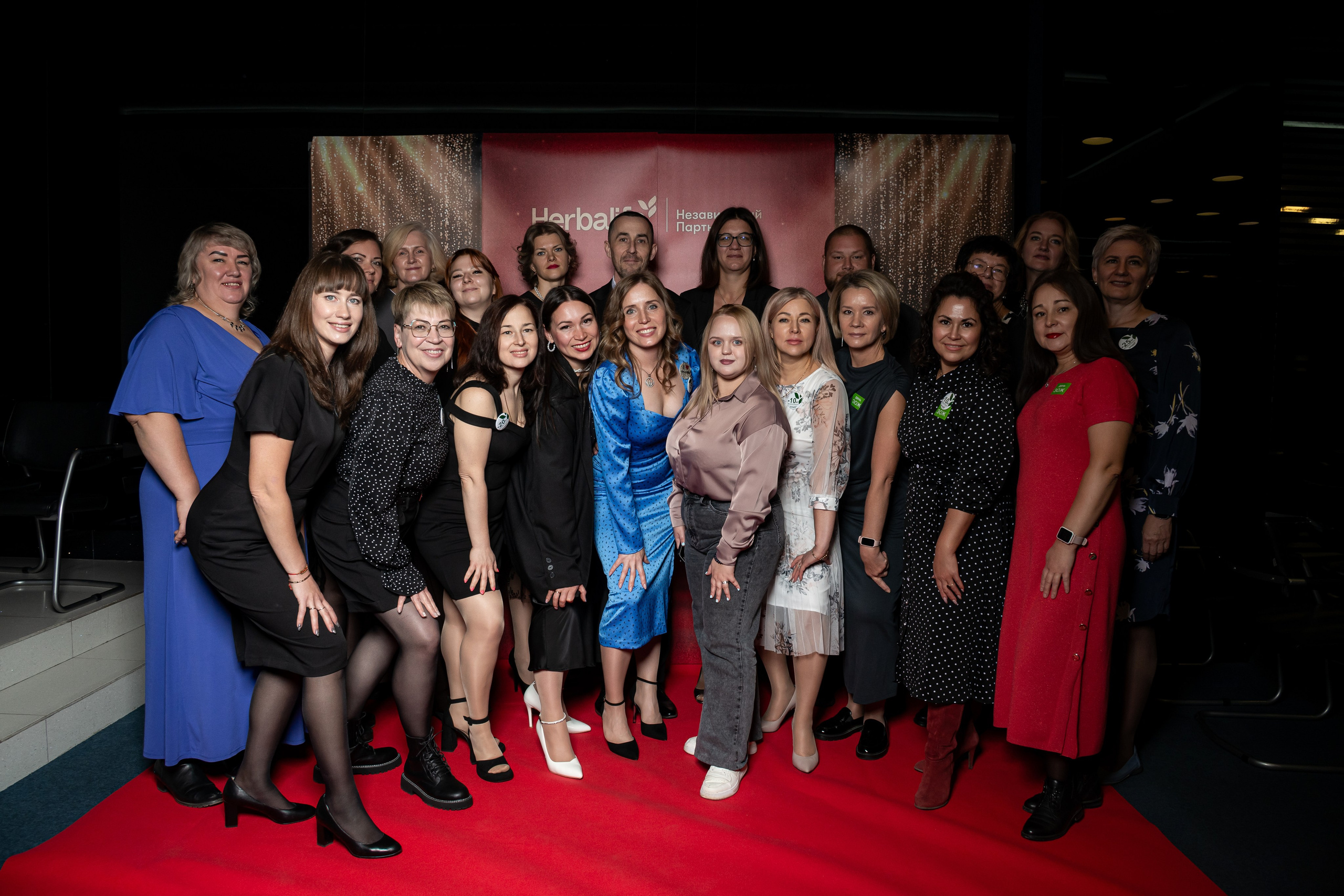 Корпоративные, Юбилейные, выпускные (школа, садик)фотосессии. Фотография — это миг, который фиксирует вечность