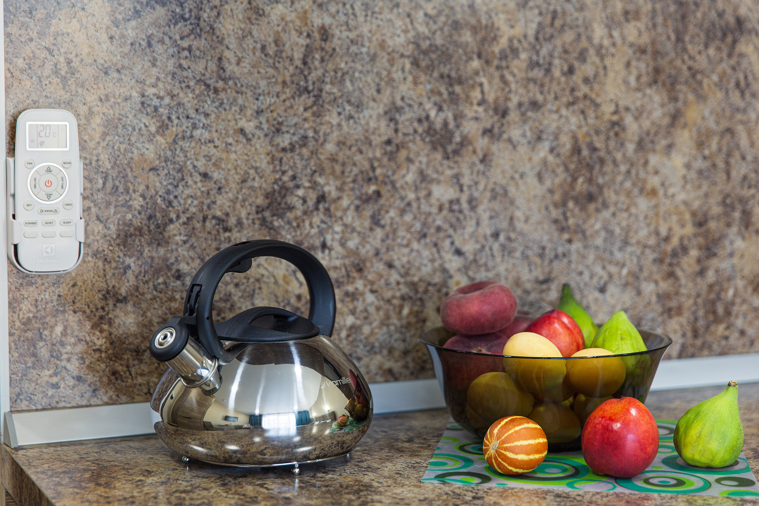 Renatphoto-Широкоформатная фотосъёмка апартаментов. Профессиональная фотосъёмка интерьеров, предметная фотосессия еды для меню г. Анапа