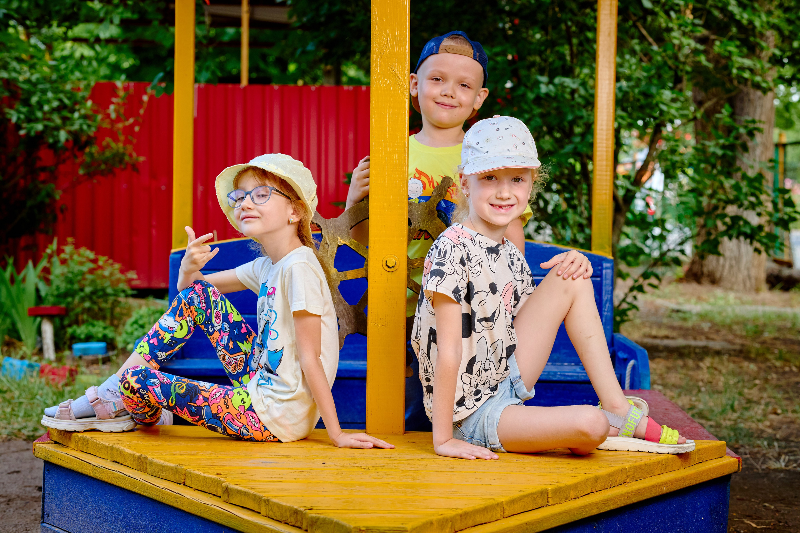 Пример летней съемки в детском саду № 92 Старшая группа Радуга. Фотограф Выпускные альбомы Таганрог Сергей Коробченко