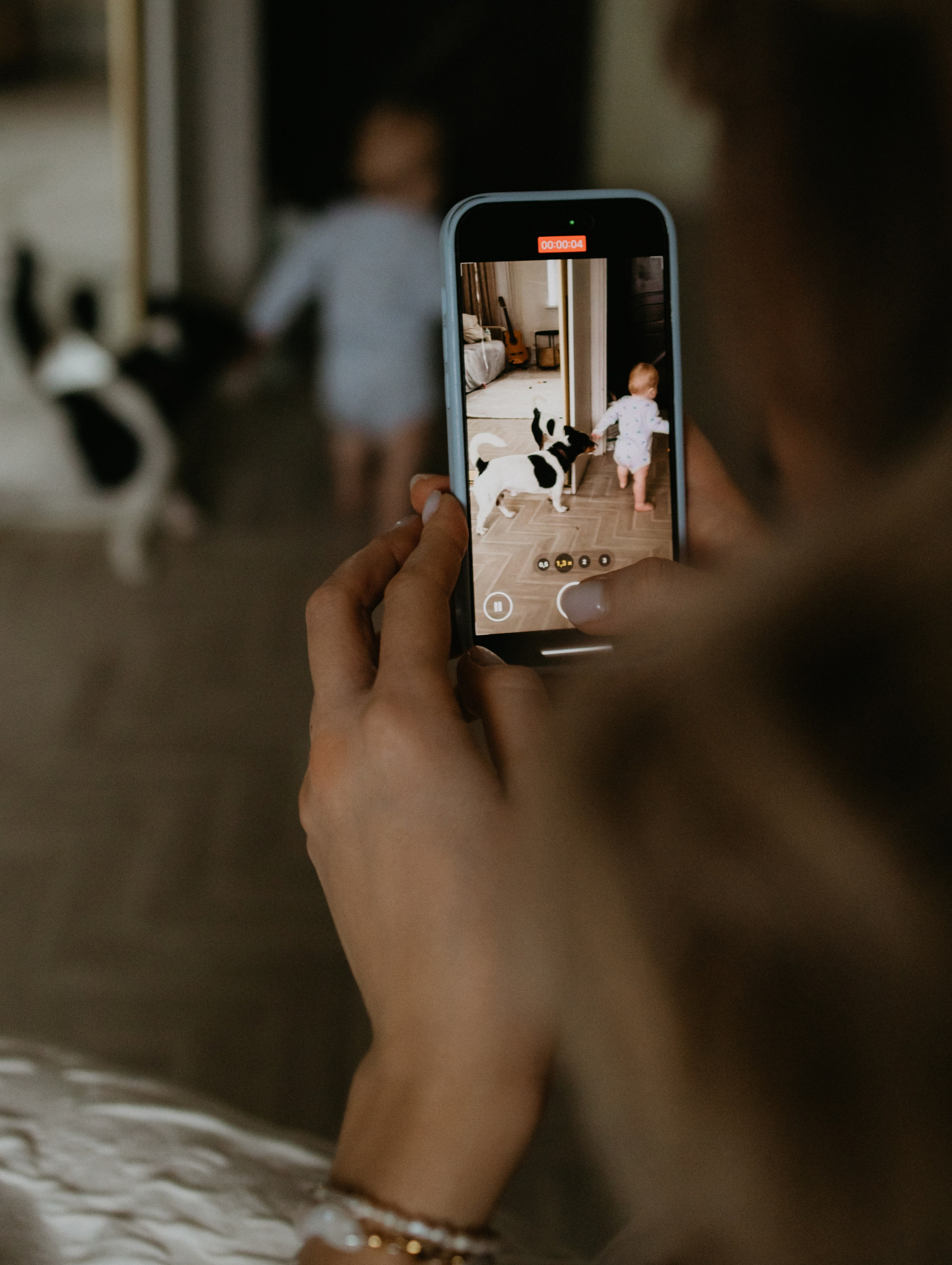 Таня успешно совмещает роль создателя эстетичных украшений, жены и мамы сыночка. Фотограф беременности и новорождённых в Набережных Челнах